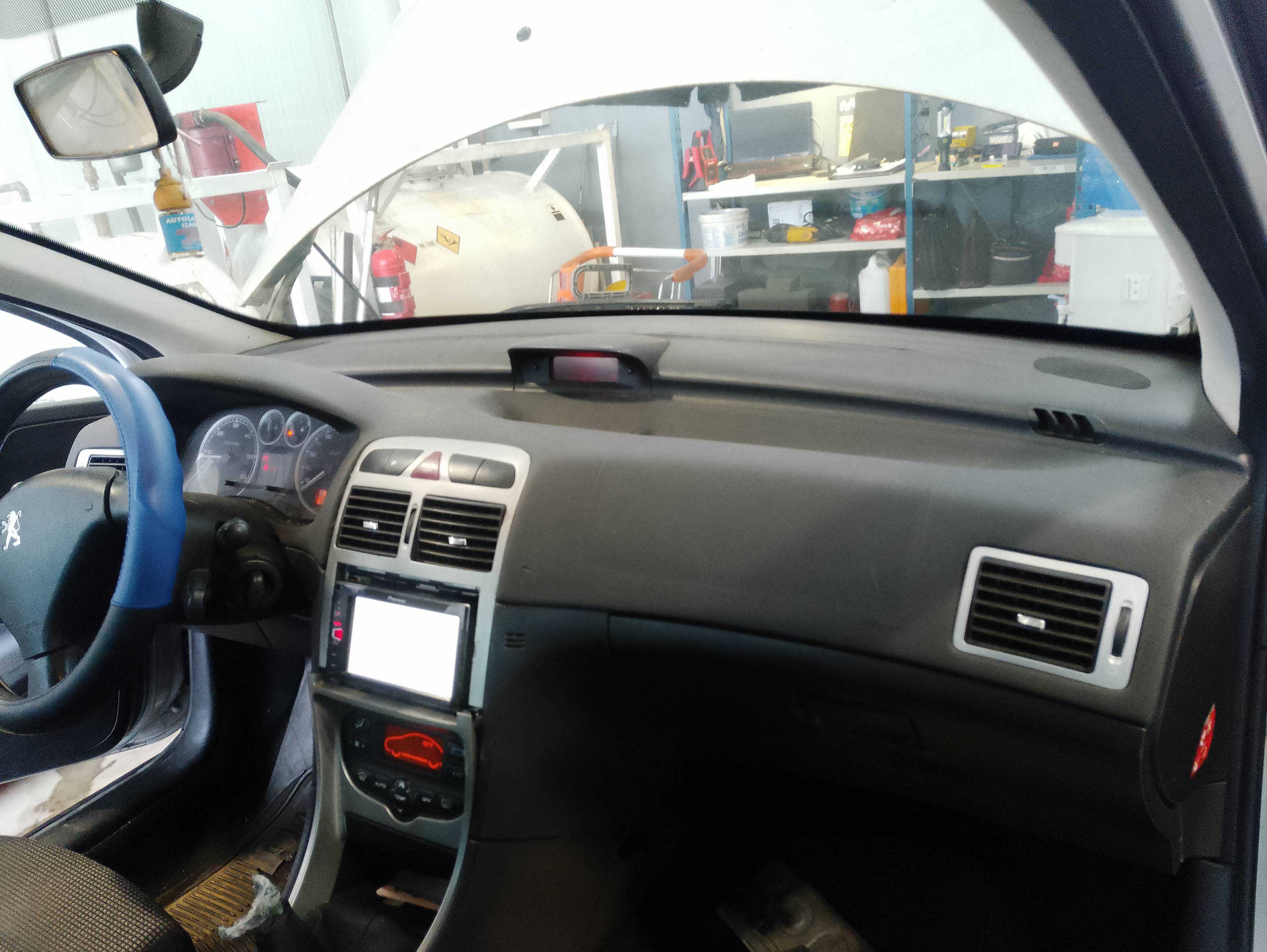 Recambio de salpicadero para peugeot 307 (s1) xr referencia OEM IAM   