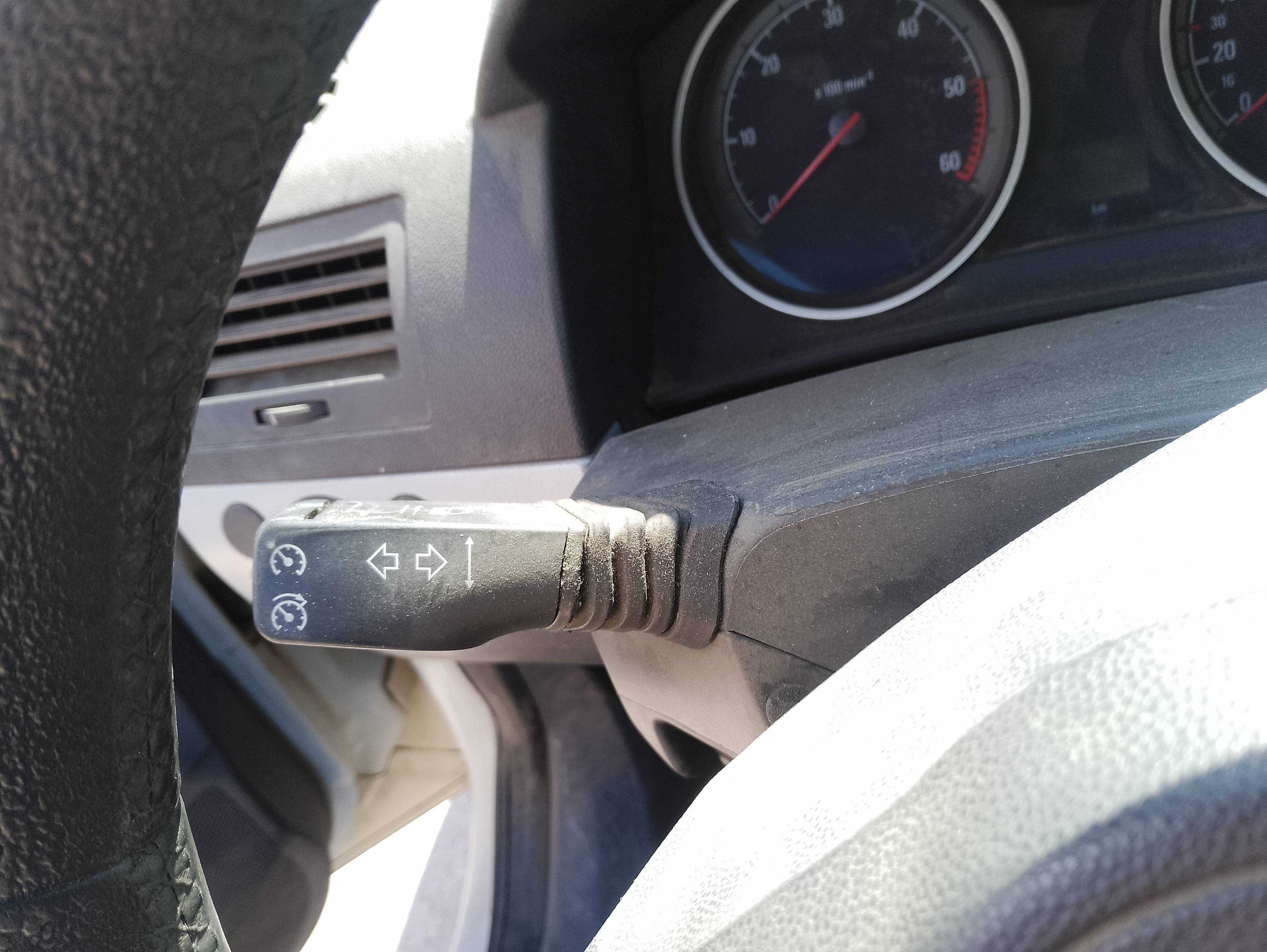 Recambio de mando intermitentes para opel astra h berlina cosmo referencia OEM IAM   