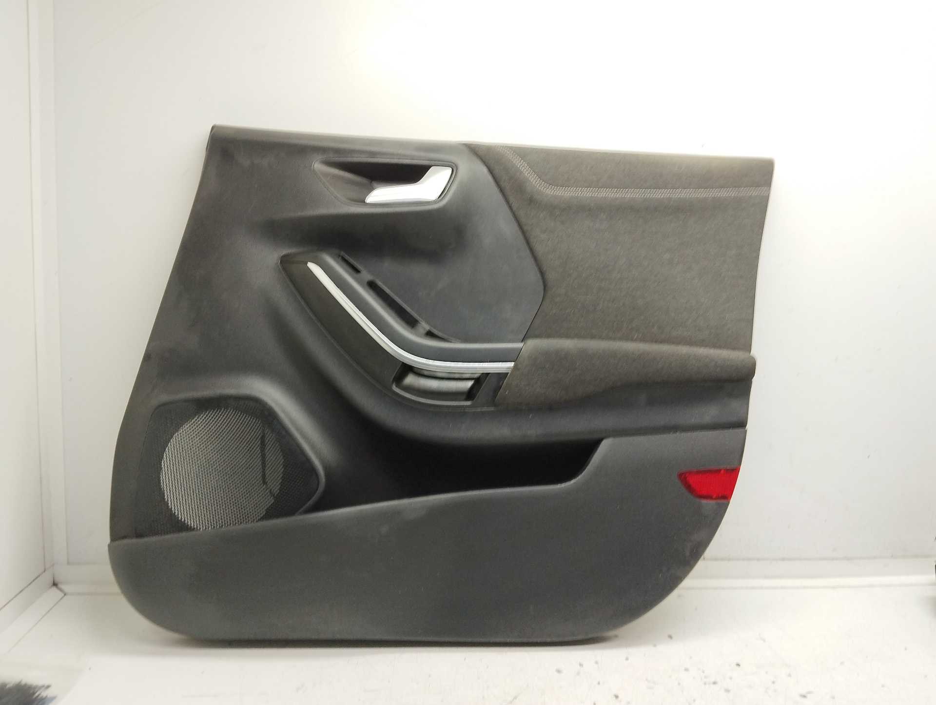 Recambio de guarnecido puerta delantera derecha para ford puma hybrid st-line referencia OEM IAM L1TBS23890A  