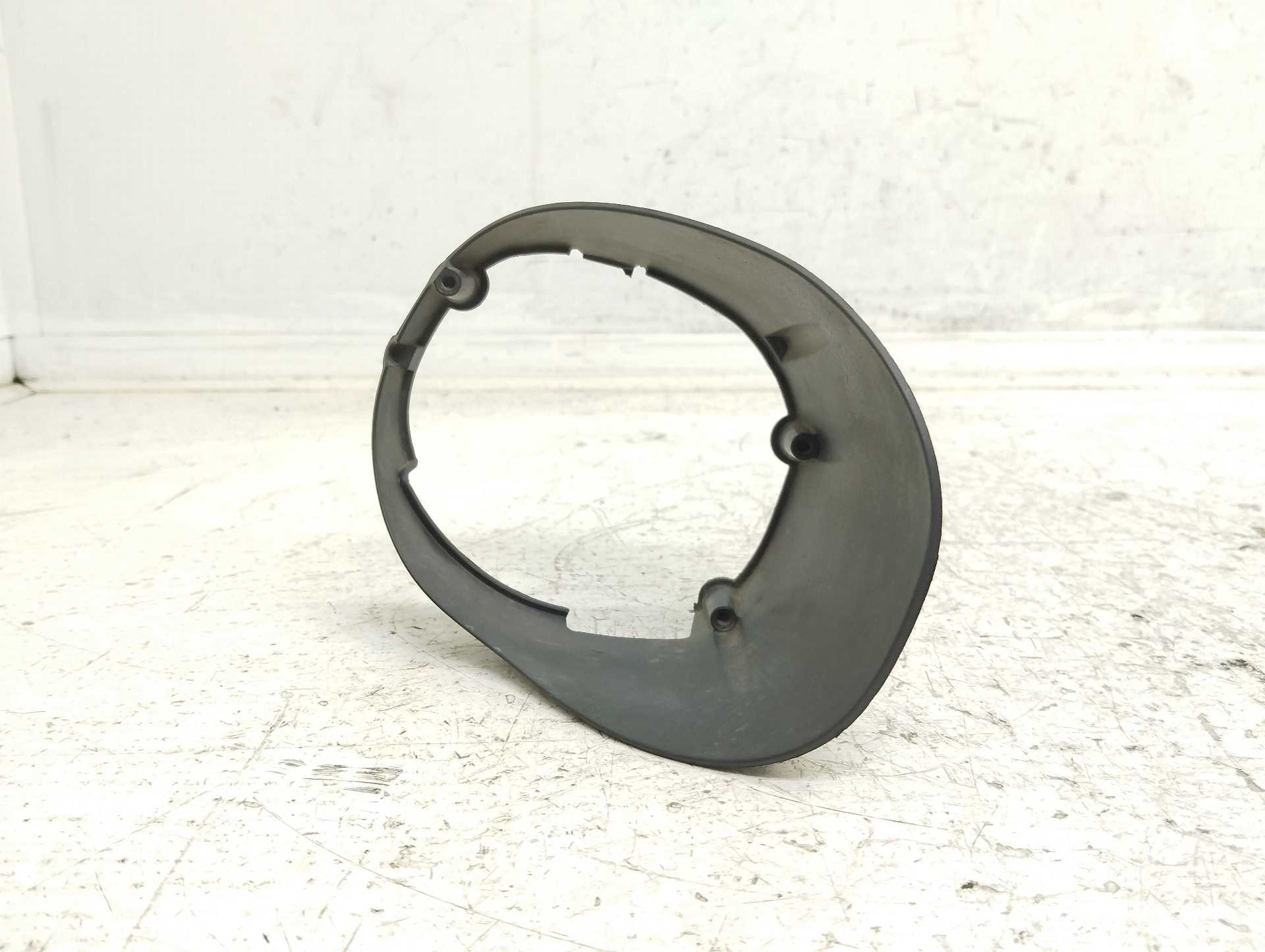 Recambio de moldura antiniebla derecha para renault scenic iv zen referencia OEM IAM 620943529R  