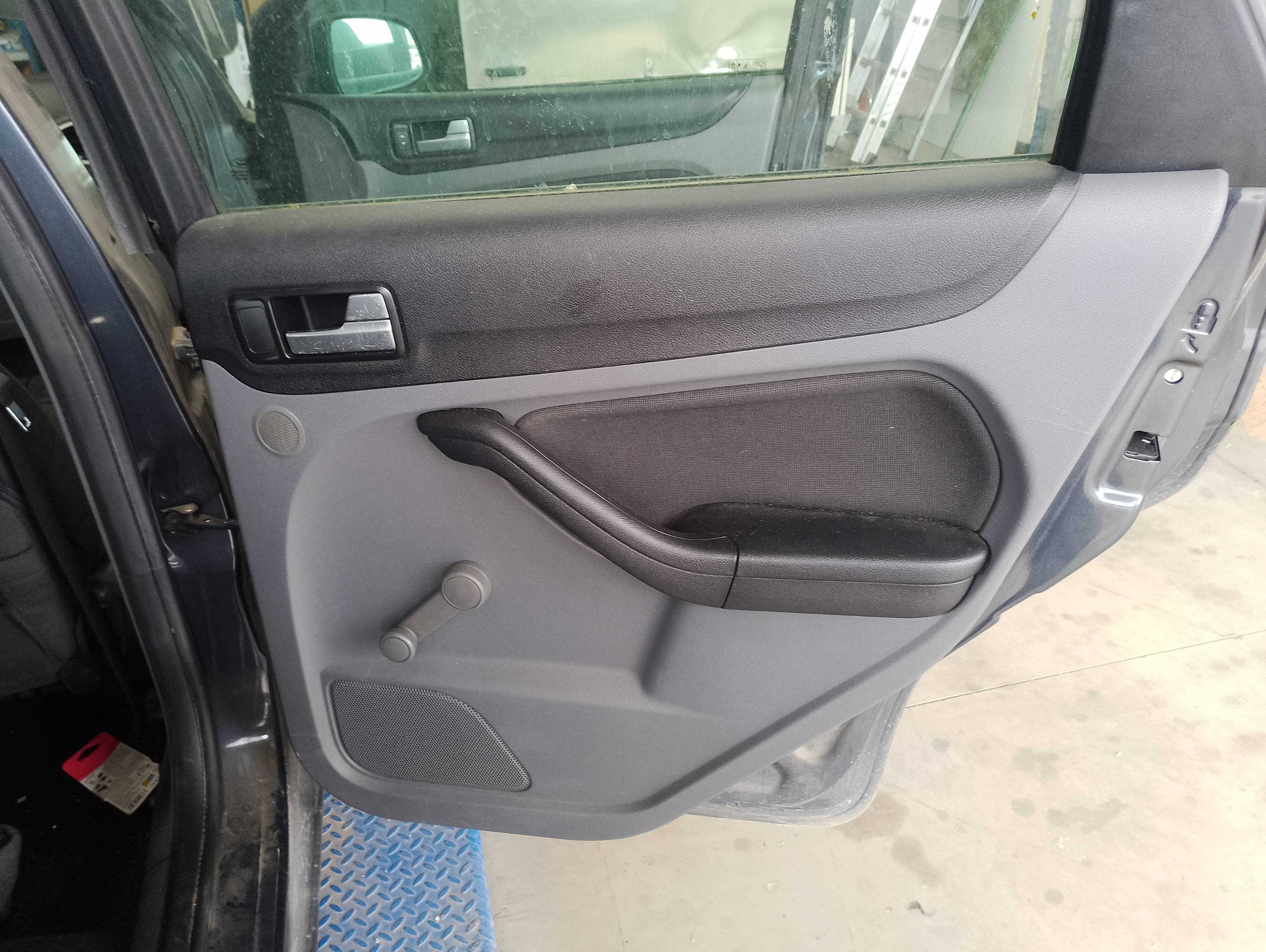 Recambio de guarnecido puerta trasera derecha para ford focus berlina (cap) ambiente (d) referencia OEM IAM   