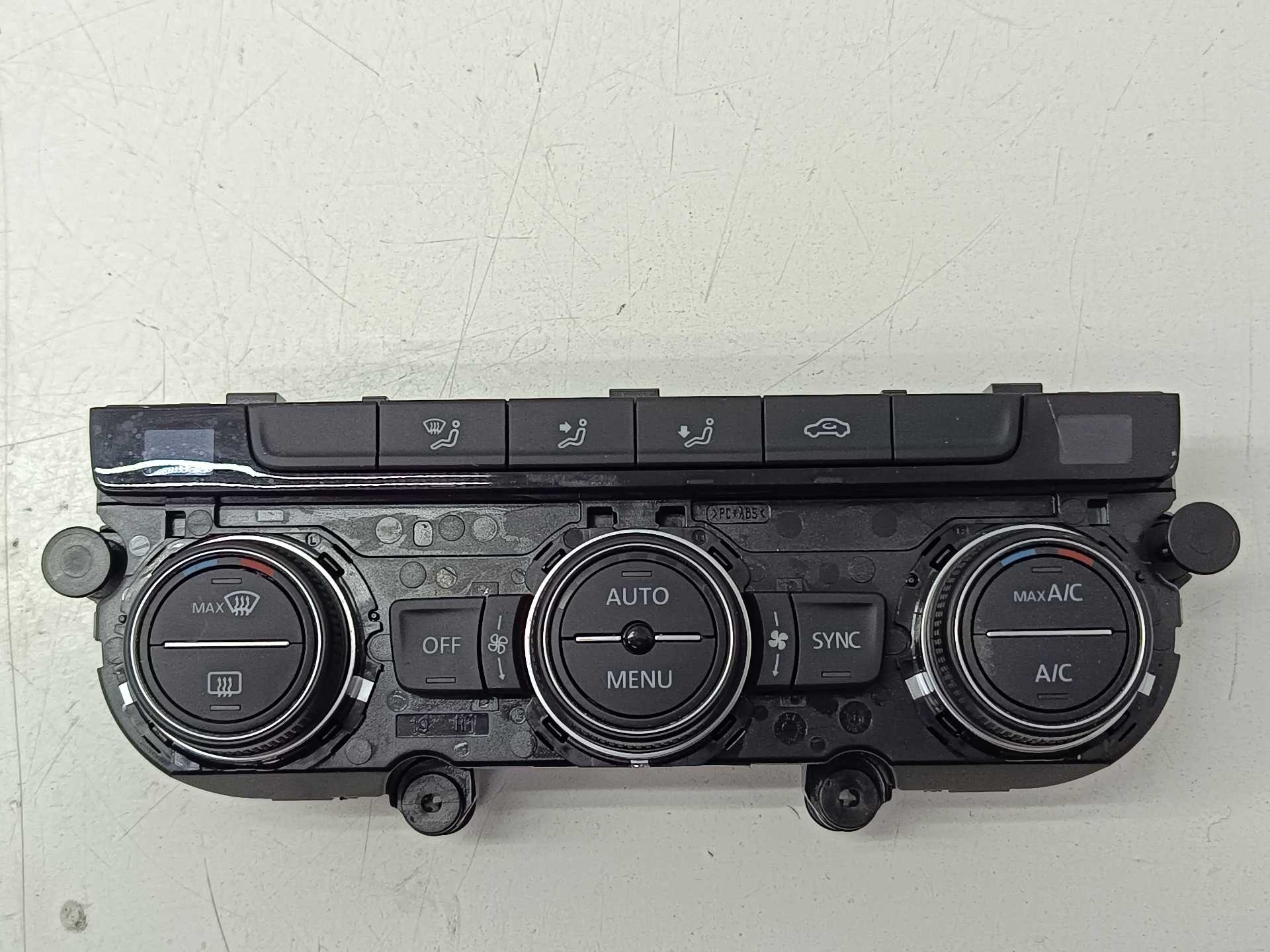 Recambio de mando climatizador para volkswagen t-roc (d11) basis referencia OEM IAM 5G0907044FS  