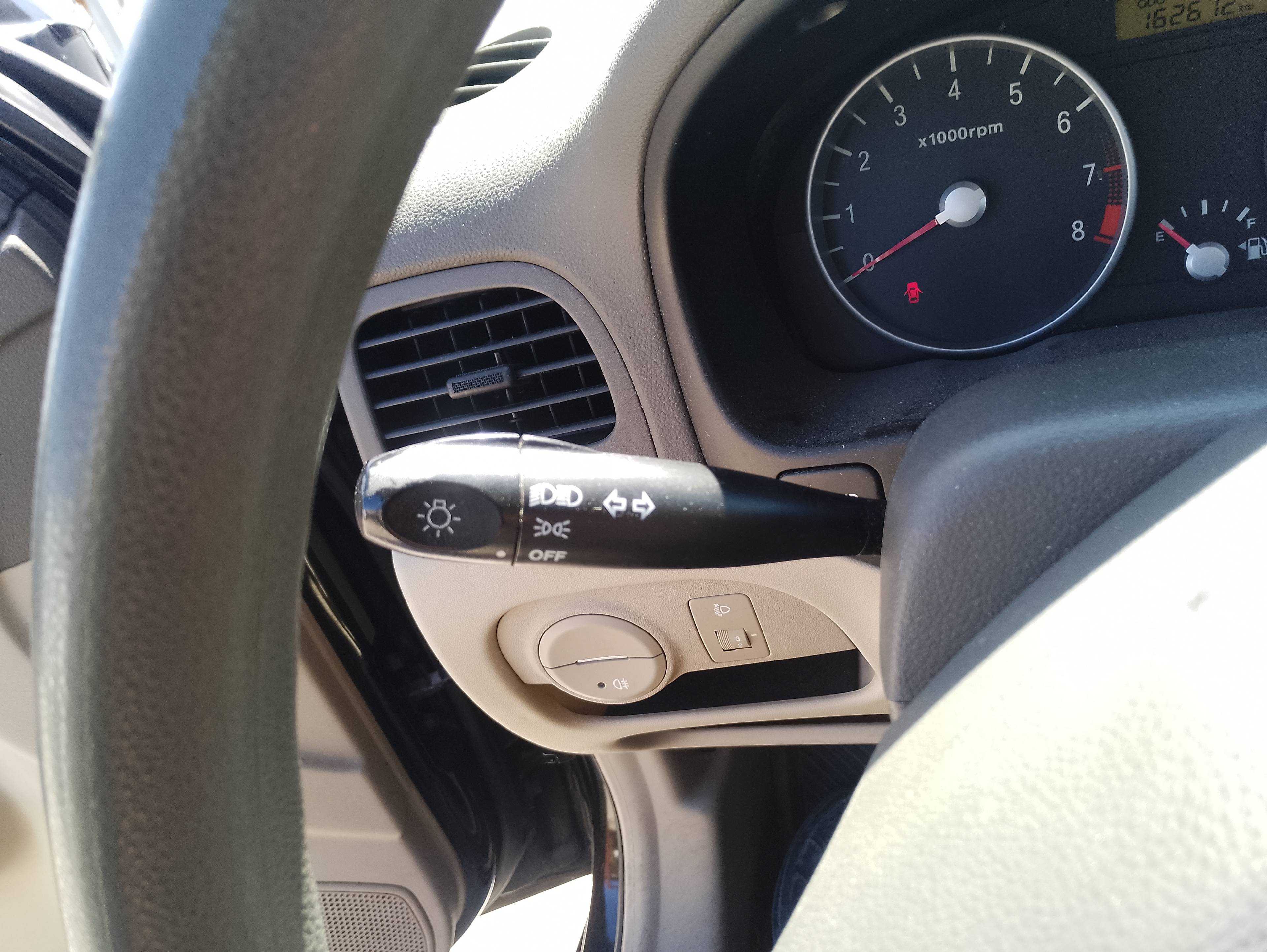 Recambio de mando luces/intermitencia (com2000) para hyundai accent (mc) gl referencia OEM IAM   