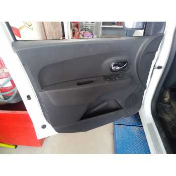 GUARNECIDO PUERTA DELANTERA IZQUIERDA 