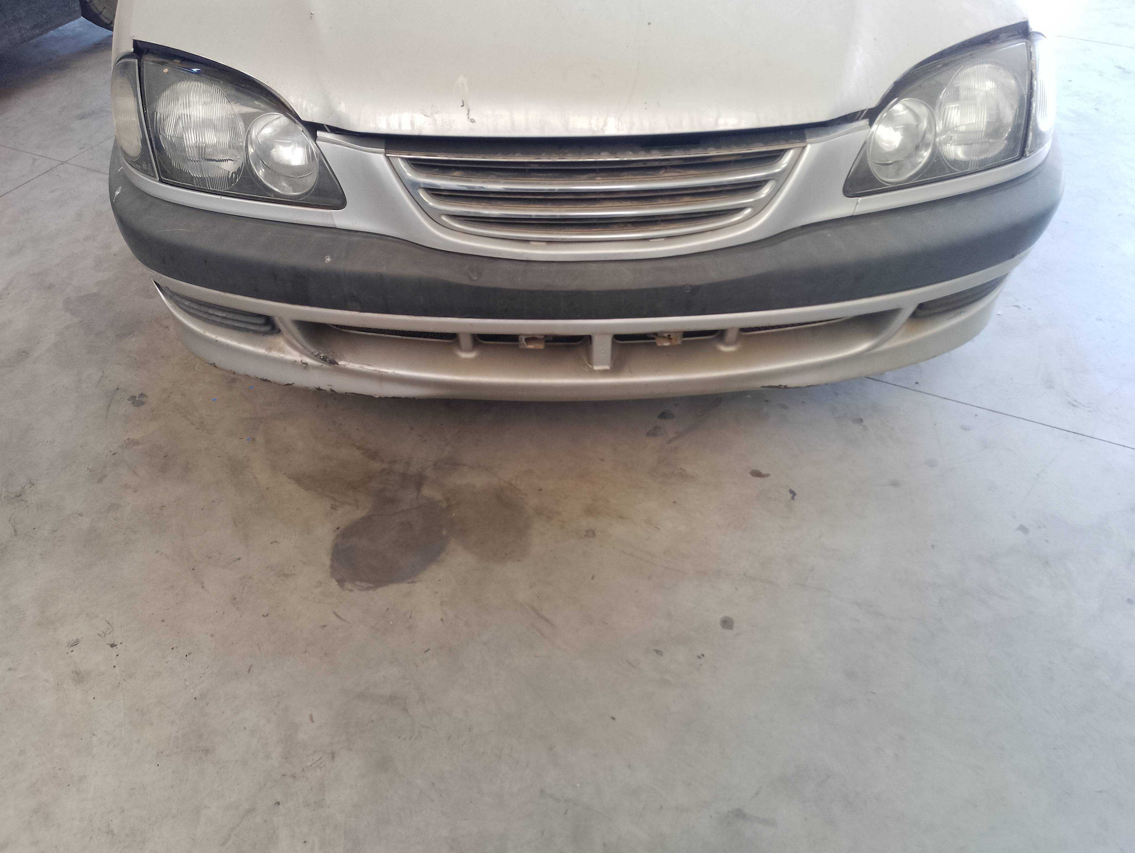 Recambio de paragolpes delantero para toyota avensis berlina (t 22) 1.6 luna (5-ptas.) referencia OEM IAM   