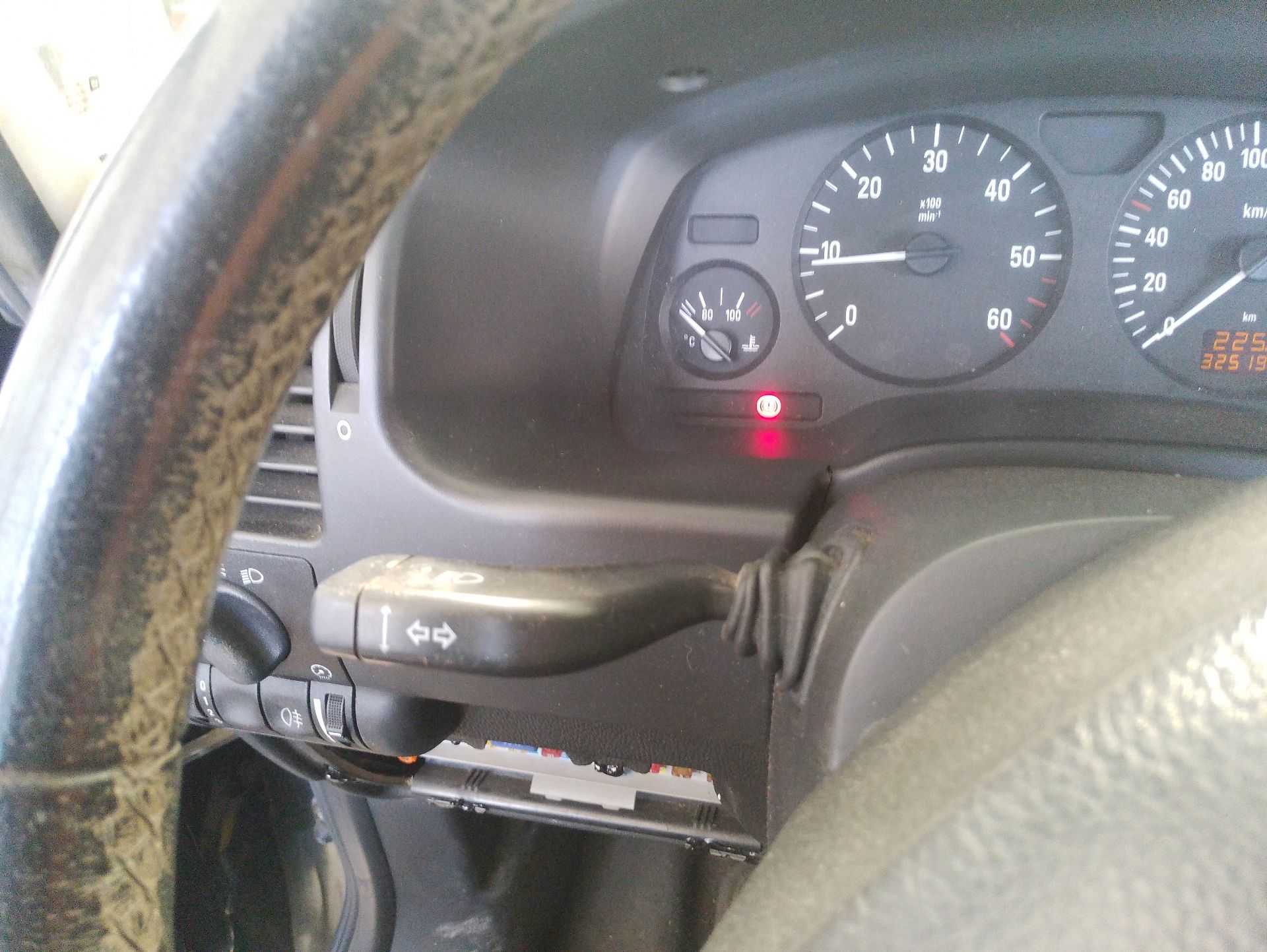 Recambio de mando intermitentes para opel zafira / zafira family b (a05) 1.8 (m75) referencia OEM IAM   