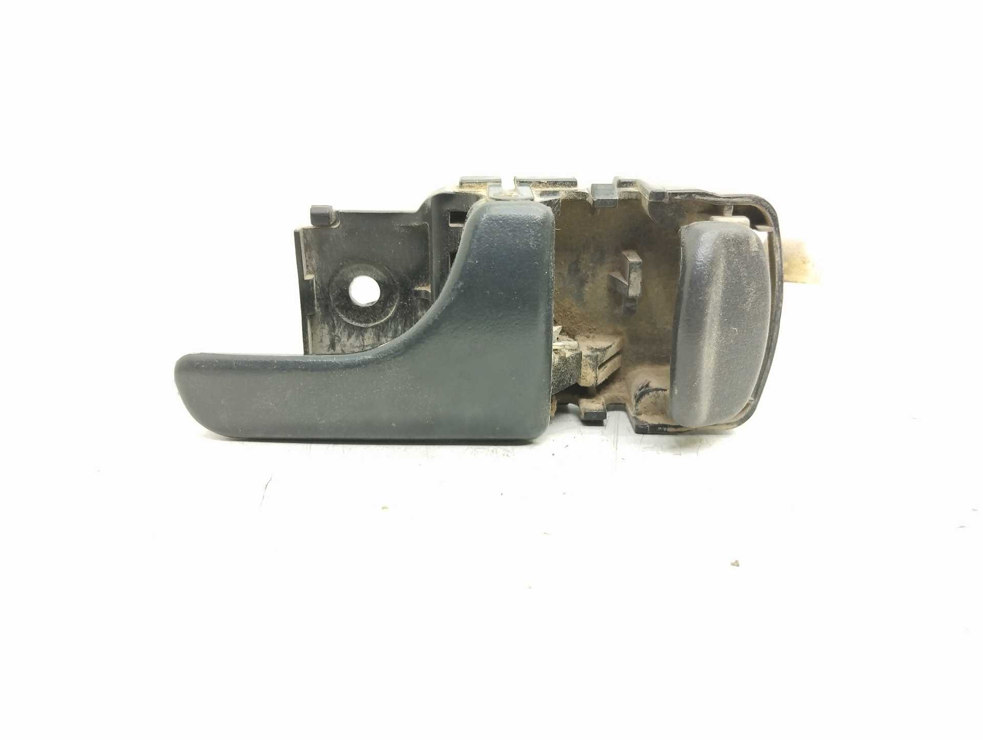 Recambio de maneta interior trasera derecha para nissan terrano/terrano.ii (r20) aventura referencia OEM IAM   