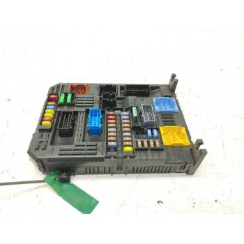 CAJA RELES / FUSIBLES 981985128001 3401860391 28550129