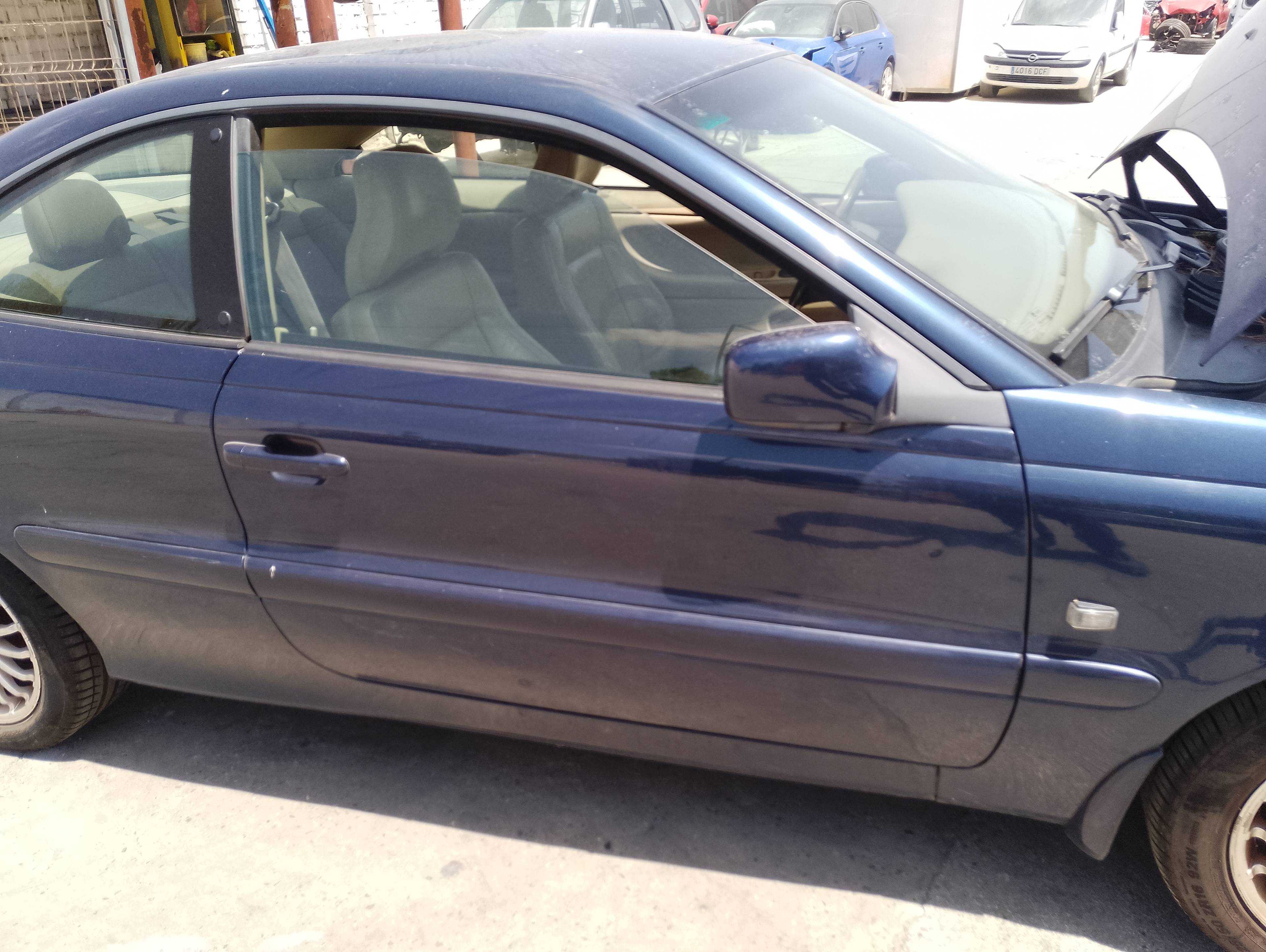 Recambio de puerta delantera derecha para volvo c70 cabriolet 2.4 t referencia OEM IAM   