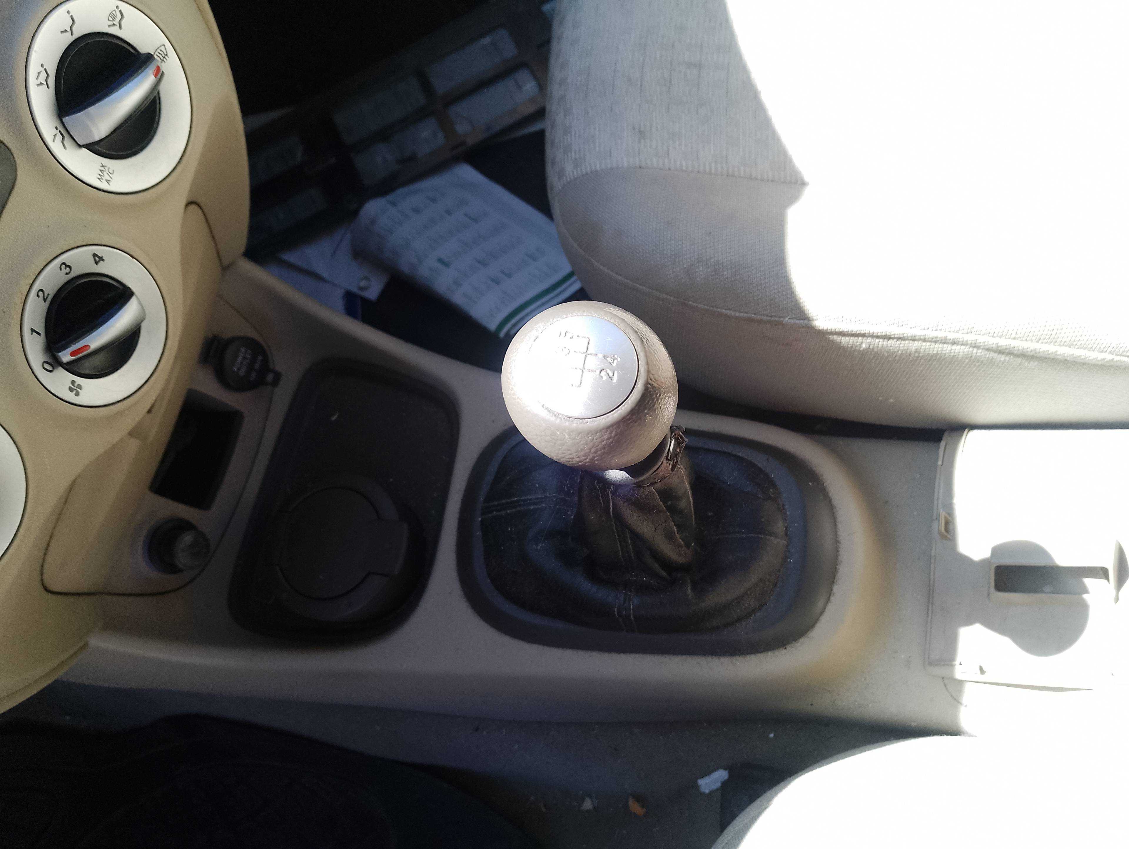 Recambio de palanca cambio para hyundai accent (mc) gl referencia OEM IAM   