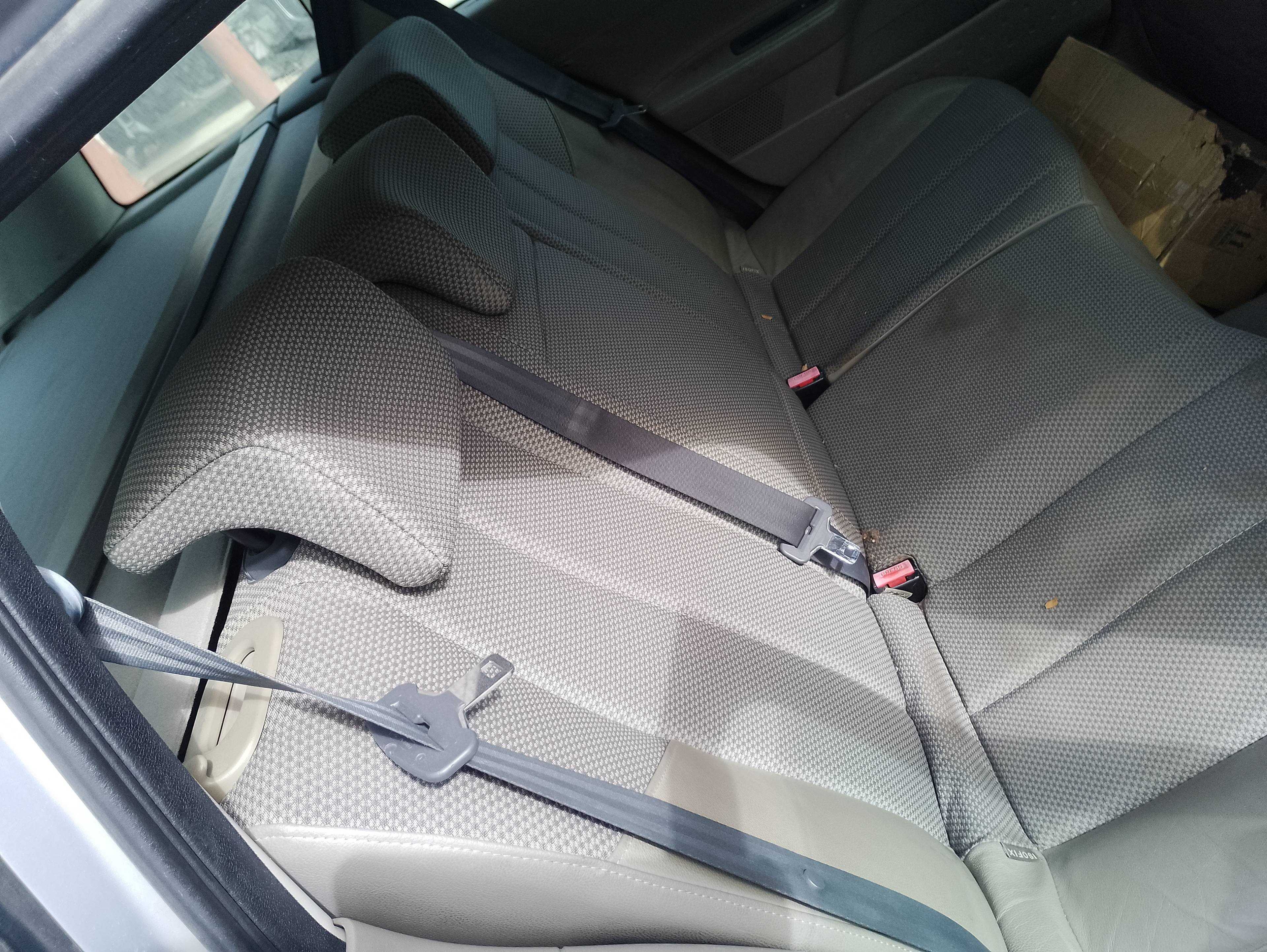 Recambio de asientos traseros para renault megane ii familiar authentique confort referencia OEM IAM   