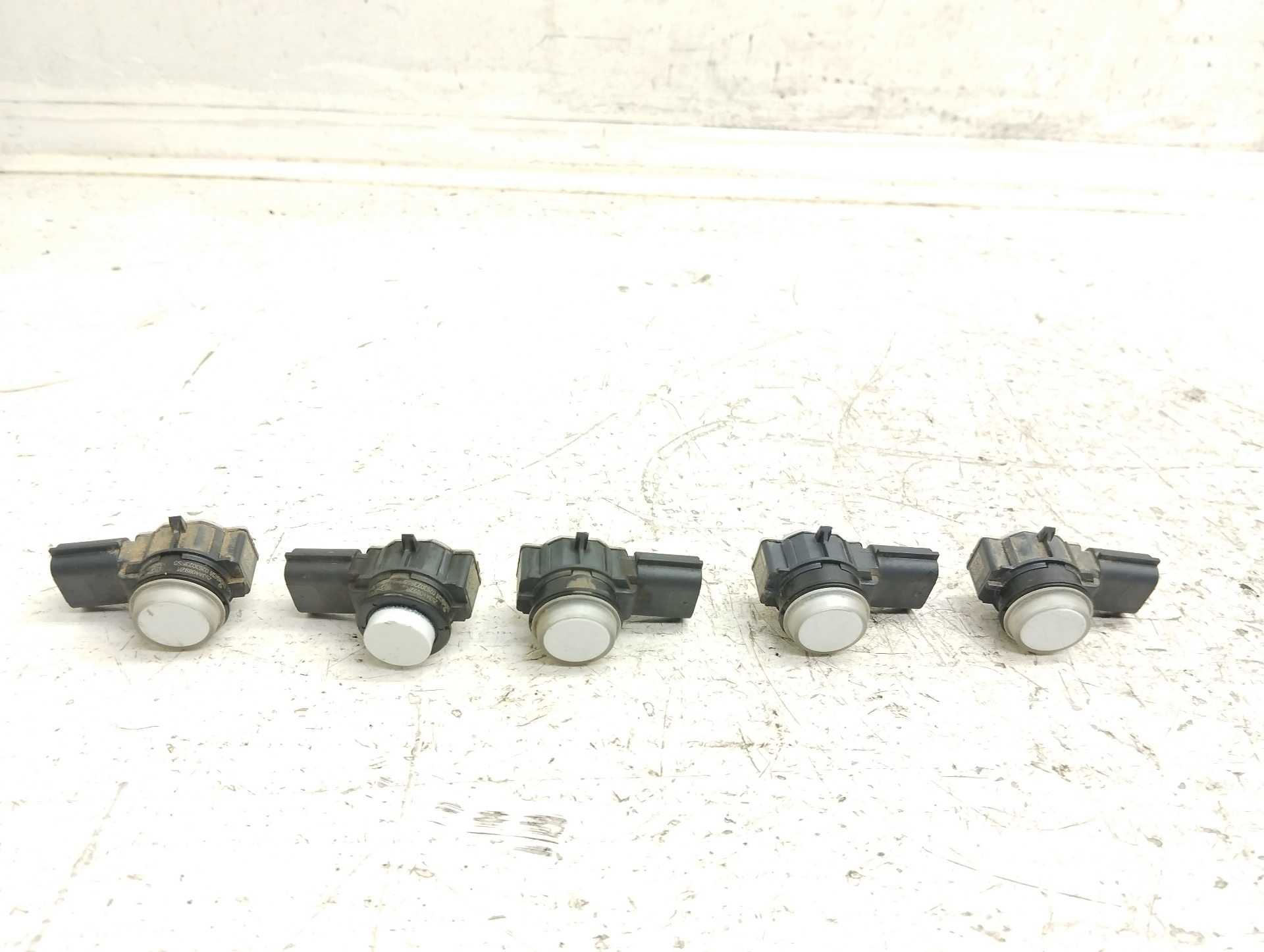 Recambio de sensor aparcamiento delantero para renault scenic iv zen referencia OEM IAM 253A40892R 0263023659 