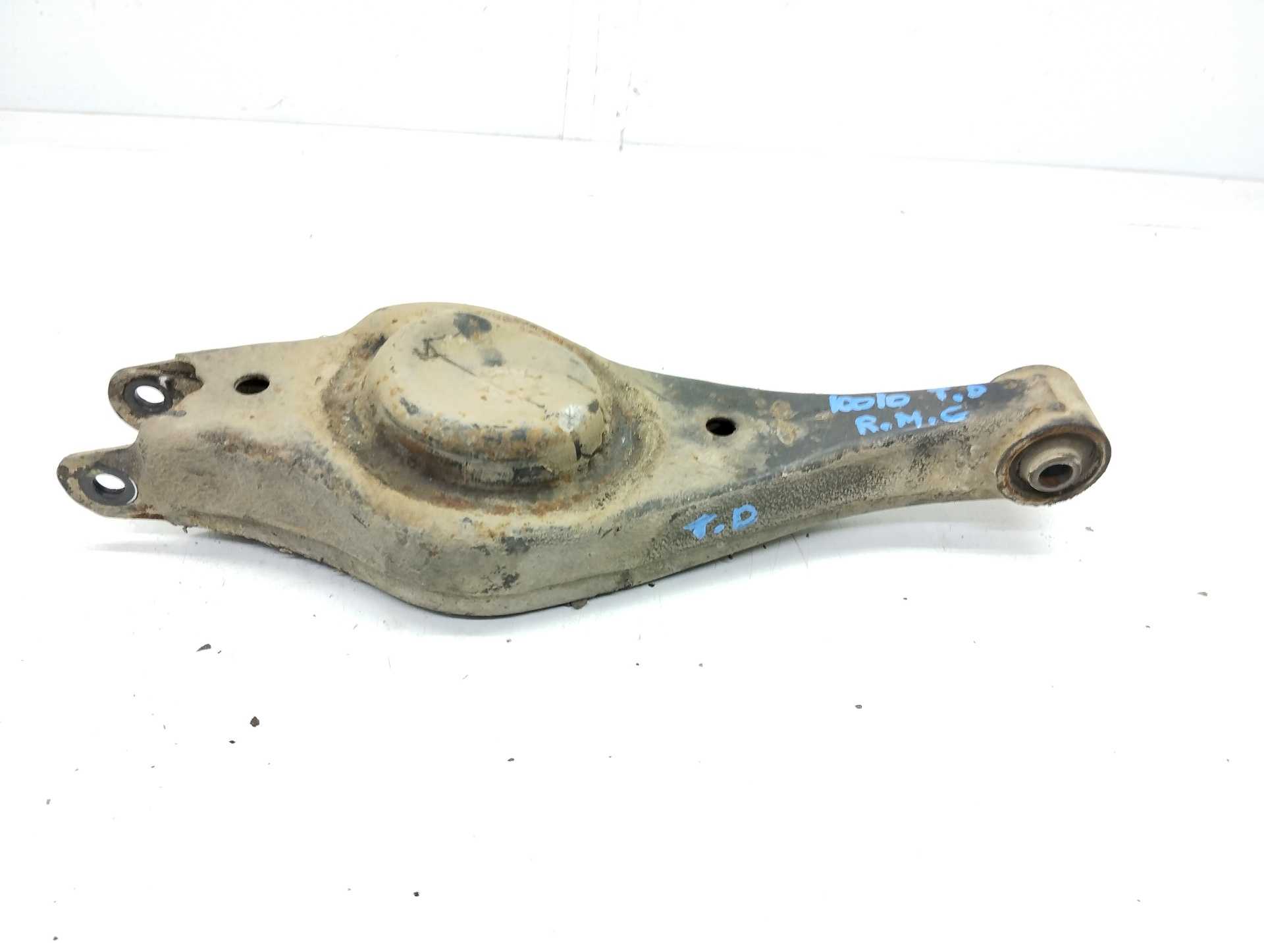 Recambio de brazo suspension inferior trasero derecho para kia carnival 2.9 crdi vgt active referencia OEM IAM   