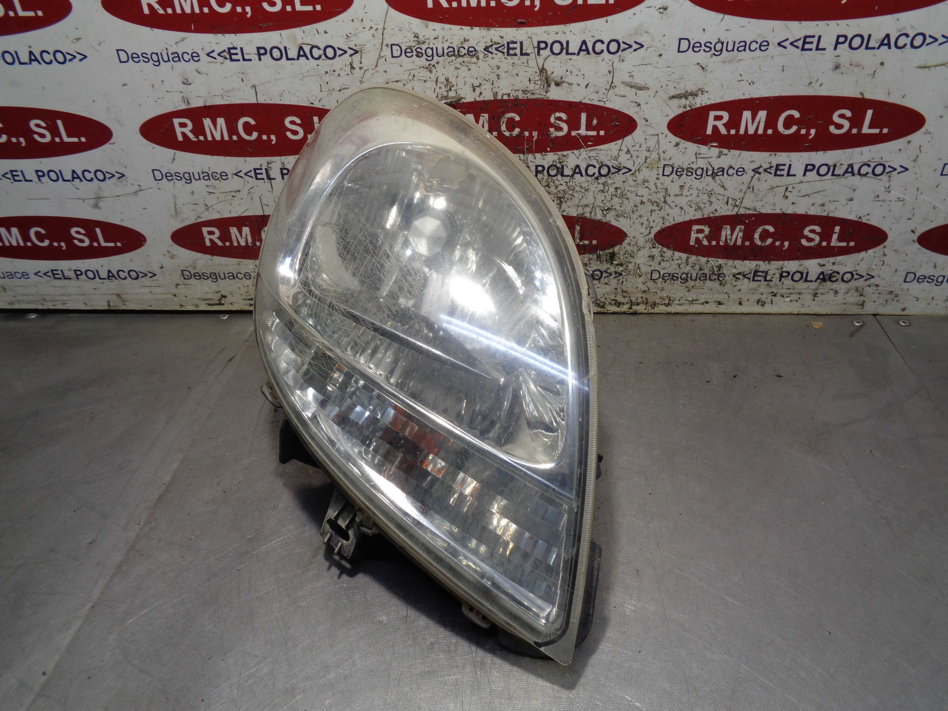 Recambio de faro derecho para renault kangoo (f/kc0) alize referencia OEM IAM 7701069079  