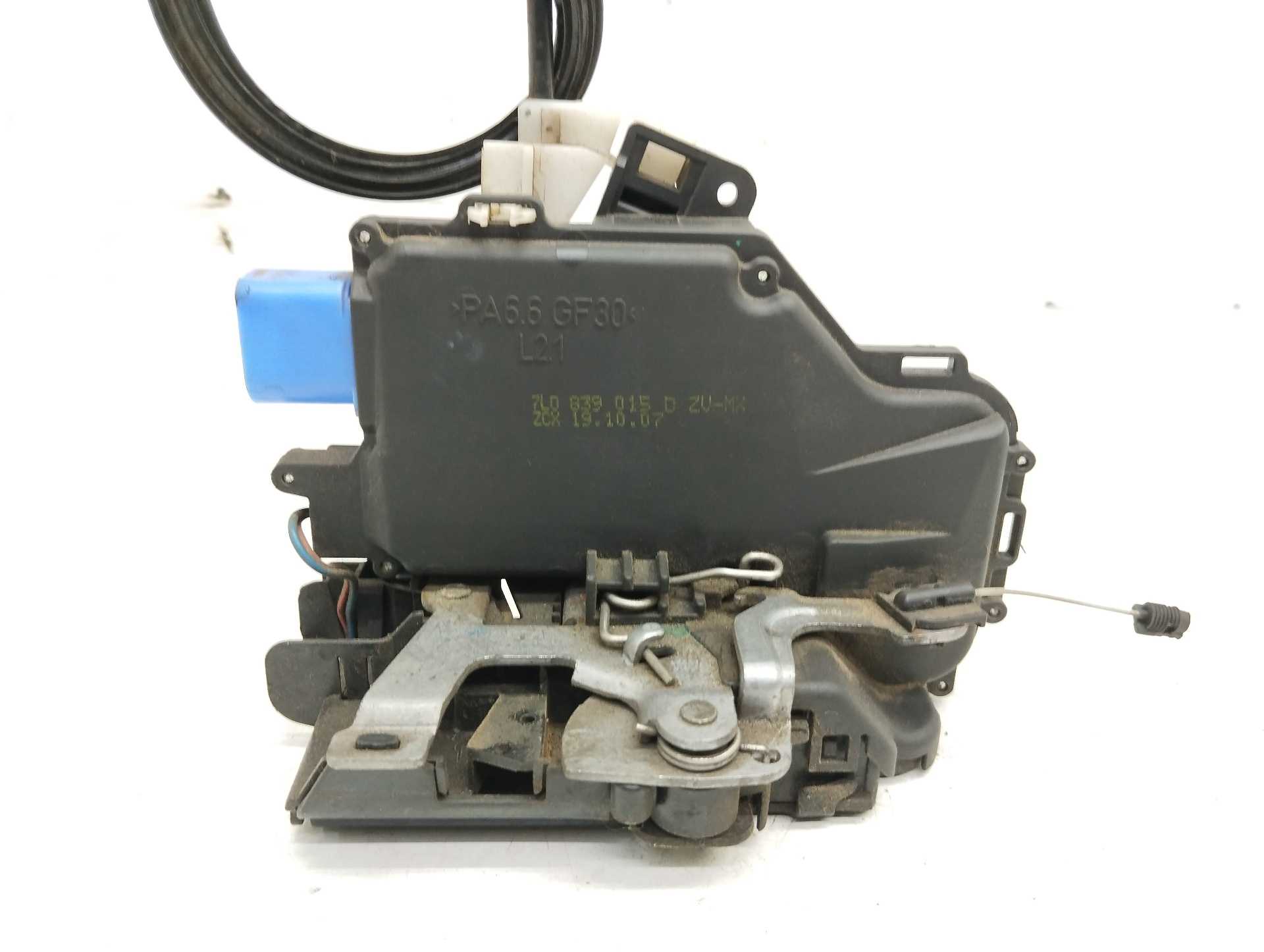 Recambio de cerradura puerta trasera izquierda para volkswagen jetta (1k2) 2.0 tdi referencia OEM IAM 7L0839015D  
