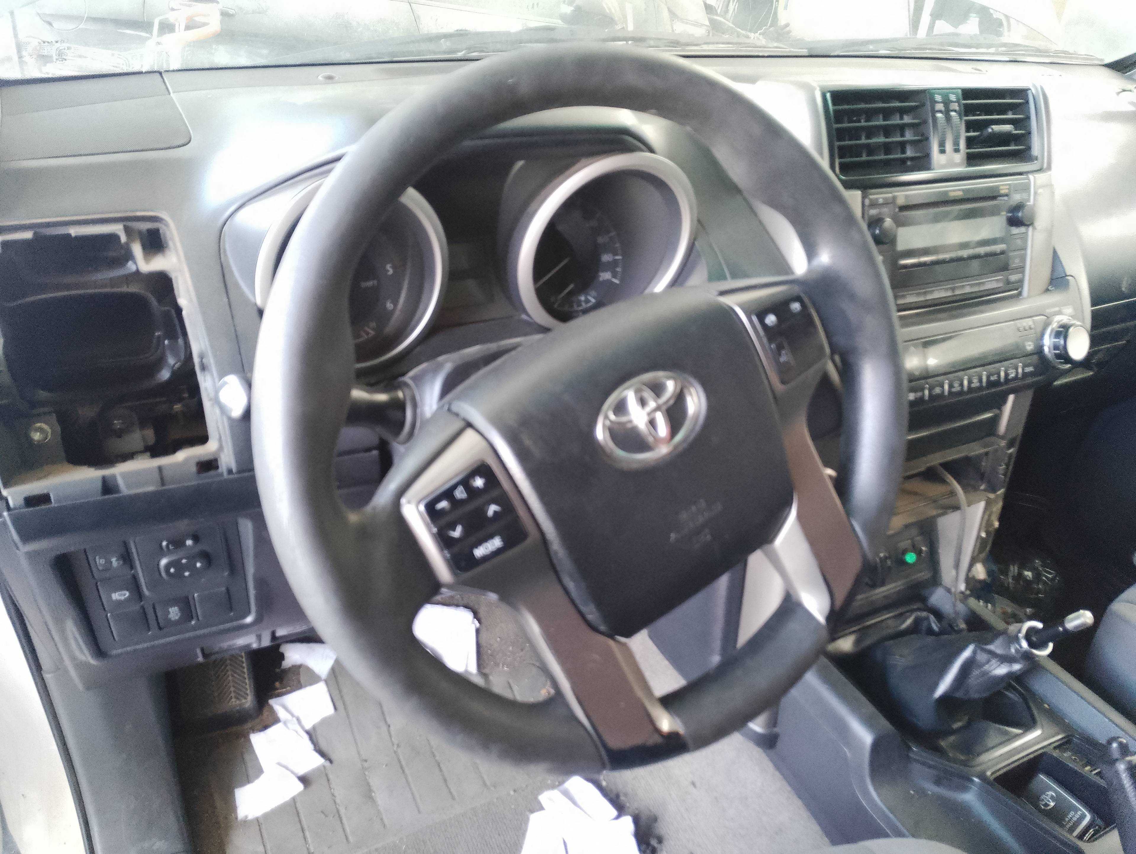 Recambio de volante para toyota land cruiser (j15) referencia OEM IAM   
