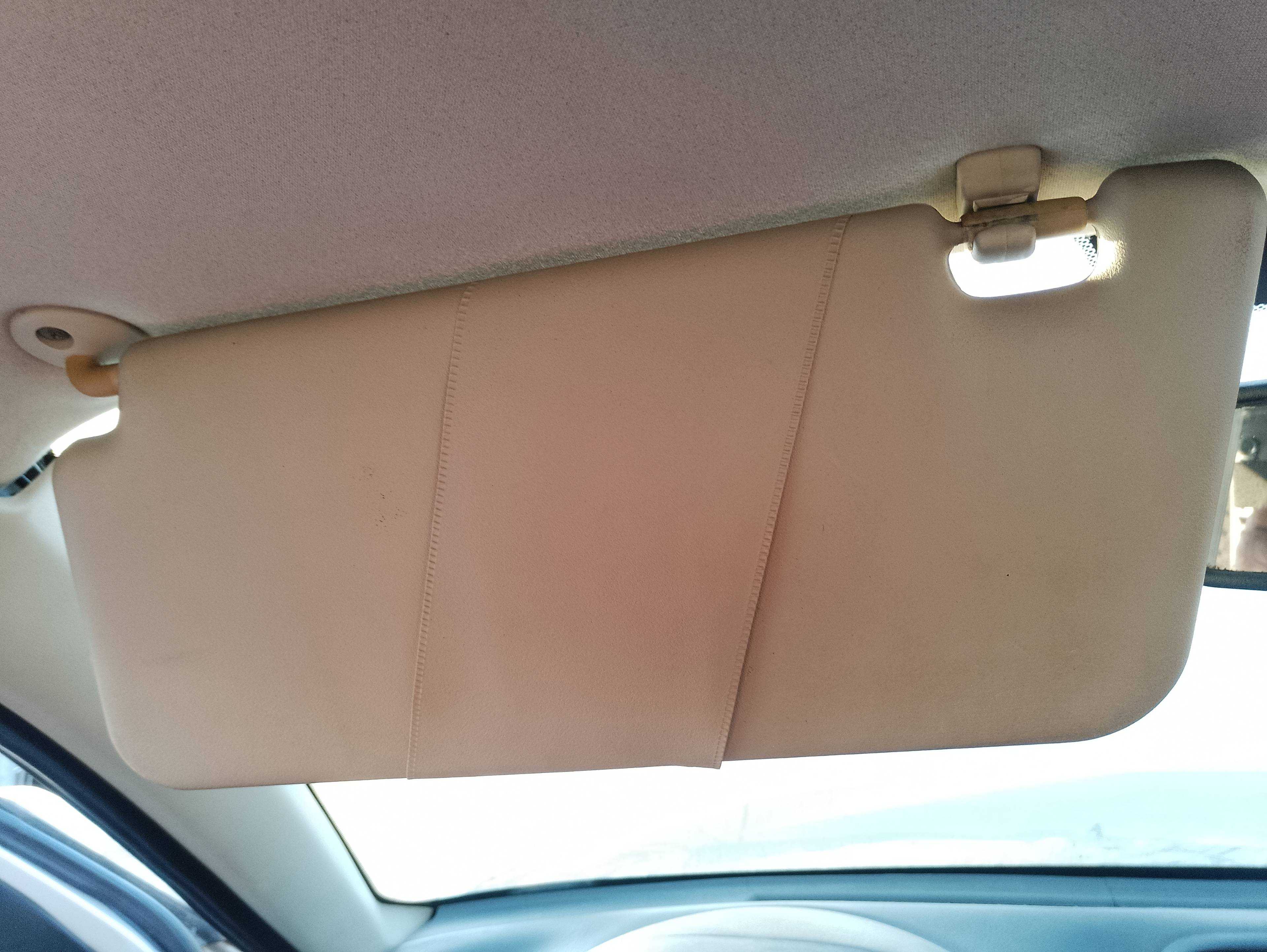 Recambio de parasol izquierdo para mg serie 25 (rf) referencia OEM IAM   
