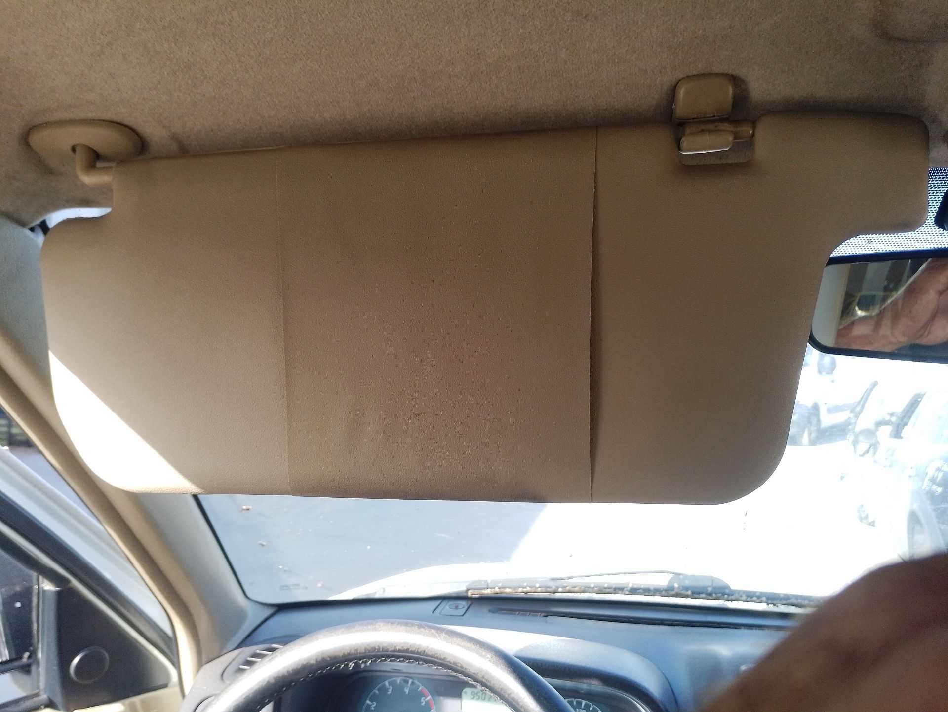 Recambio de parasol izquierdo para nissan terrano ii (r20) 2.7 tdi 4wd referencia OEM IAM   
