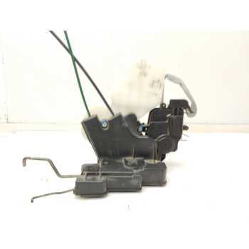 Recambio de cerradura puerta delantera derecha para kia carnival 2.9 crdi vgt active referencia OEM IAM A045777  