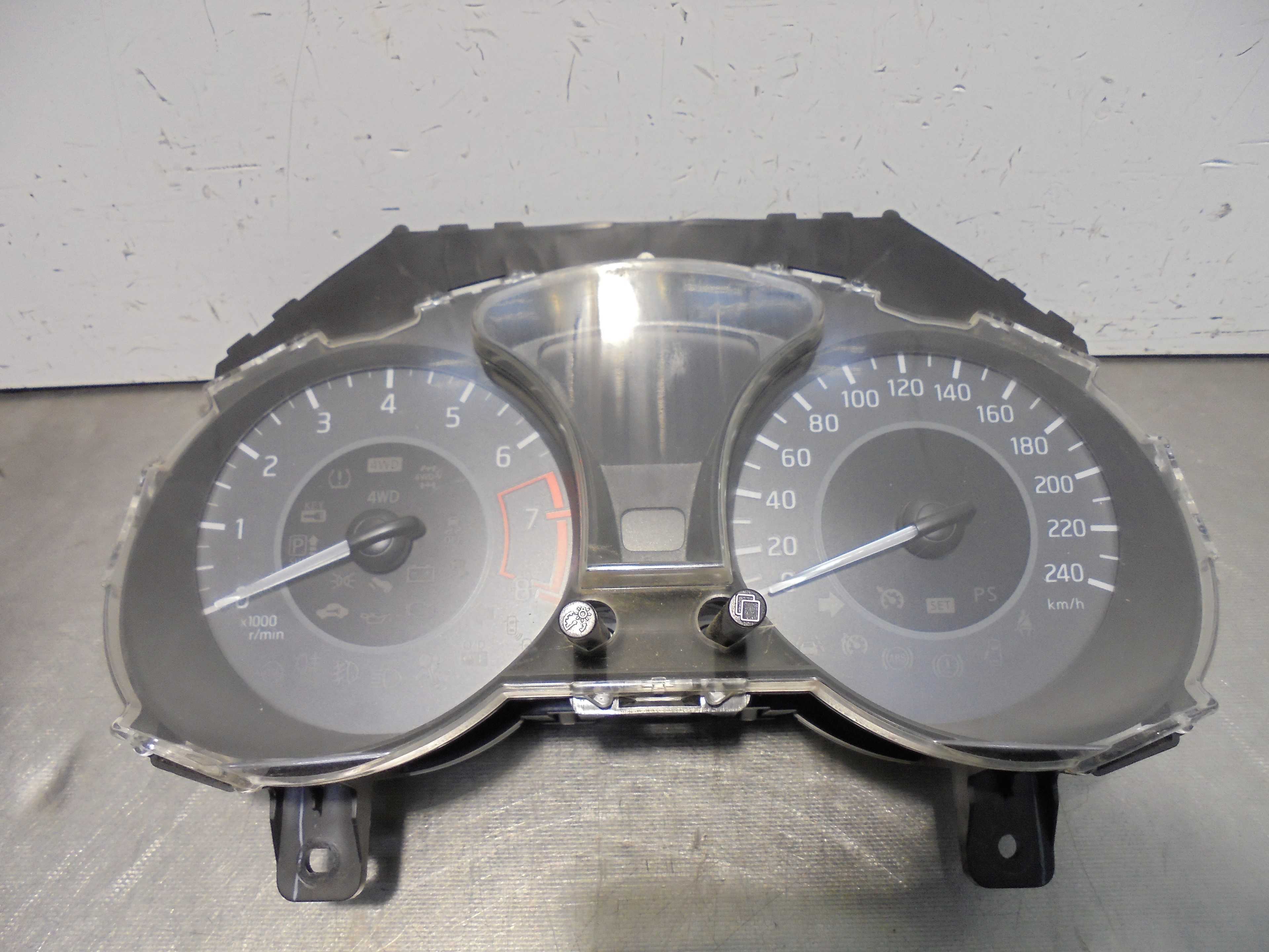 Recambio de cuadro instrumentos para nissan juke (f15) 1.6 cat referencia OEM IAM BV52C0BJ0103  
