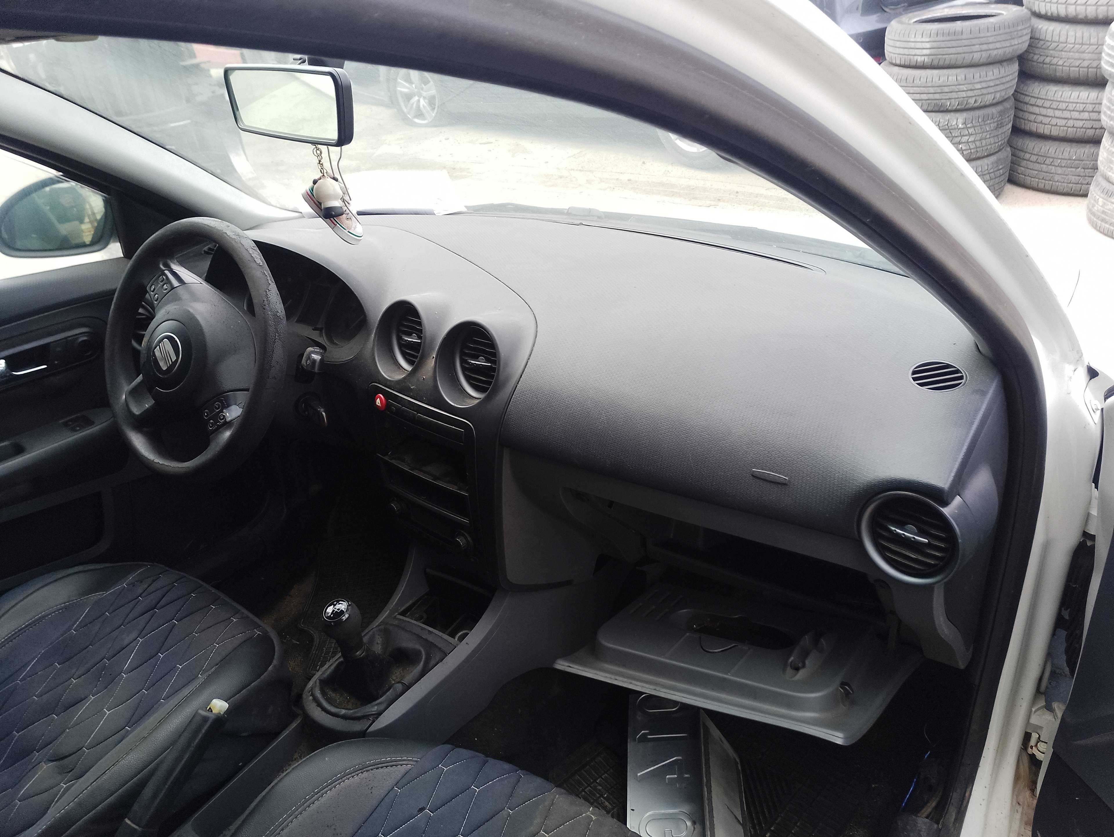 Recambio de salpicadero para seat ibiza (6l1) hit referencia OEM IAM   