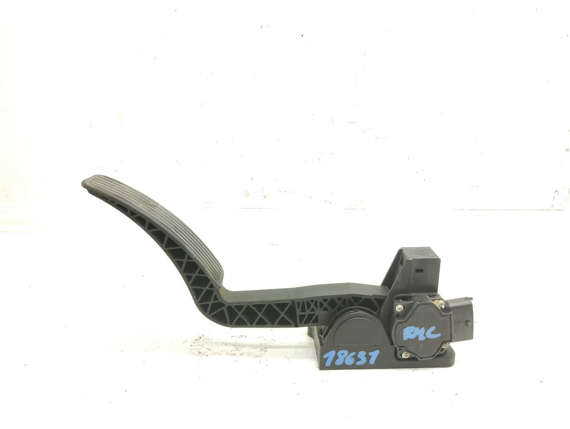 Recambio de pedal acelerador para ssangyong rodius xdi referencia OEM IAM 2055021001  