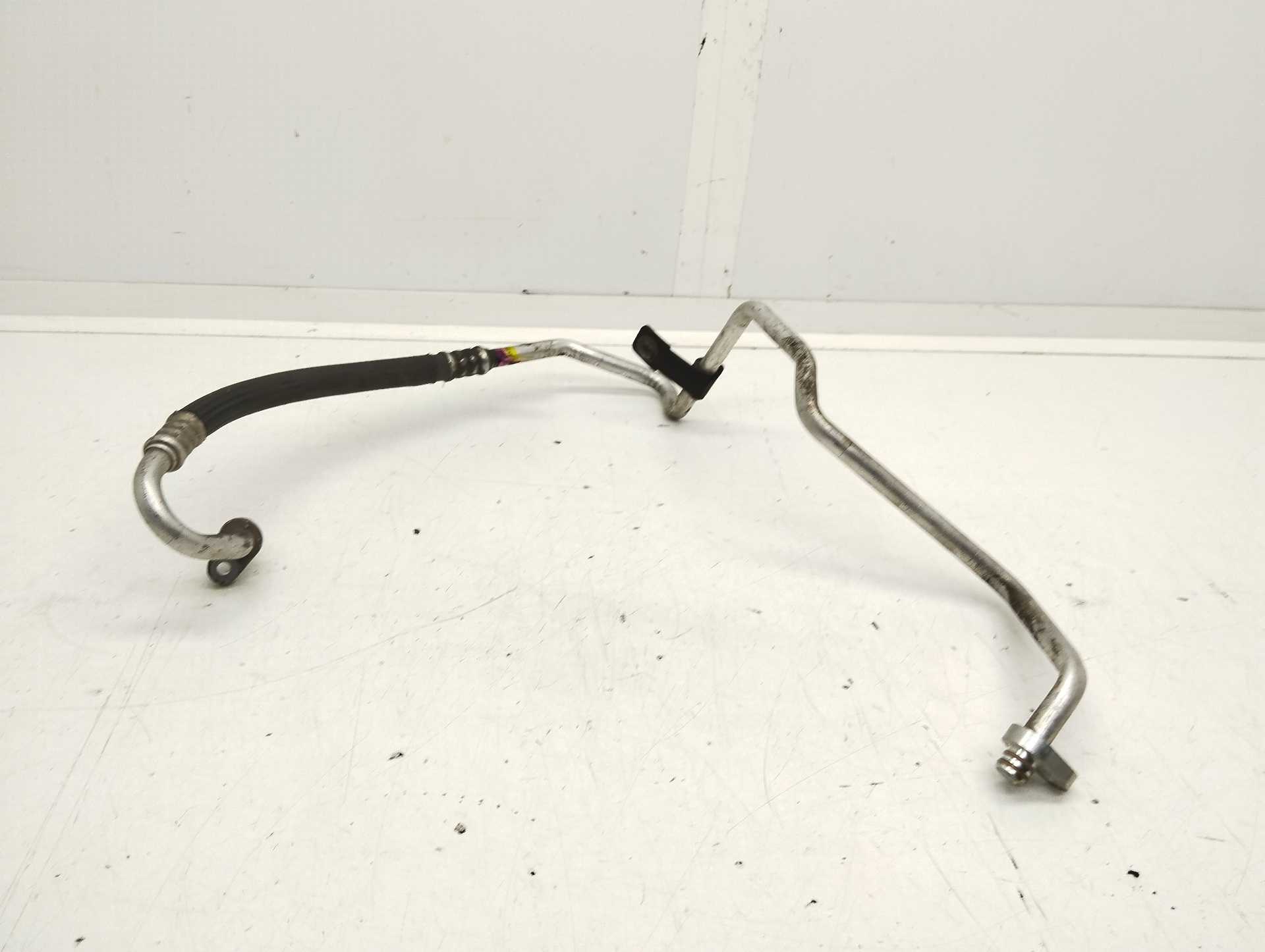 Recambio de tubos aire acondicionado para citroën c-elysée seduction referencia OEM IAM 9674395480  