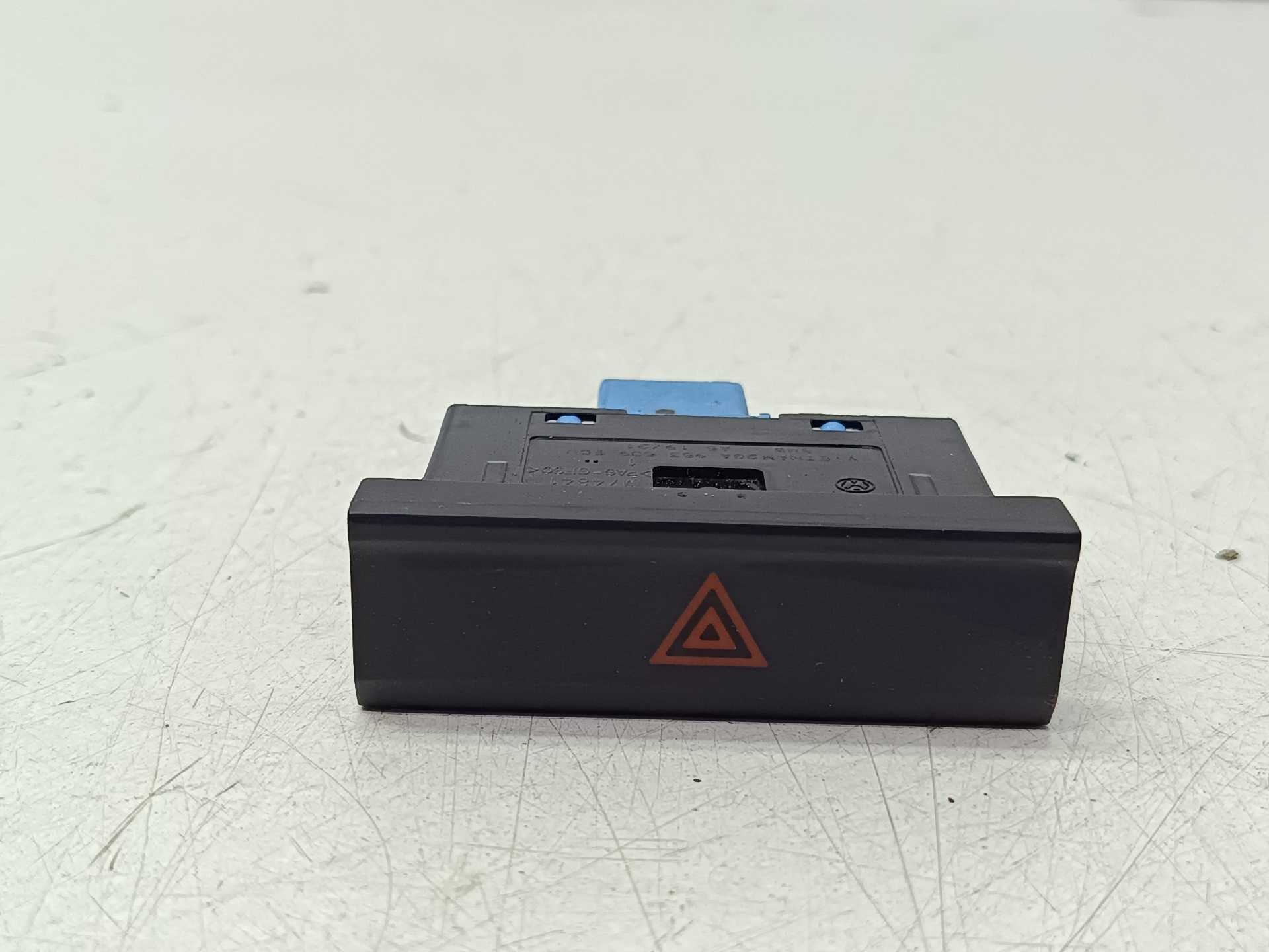 Recambio de mando warning para volkswagen t-roc (d11) basis referencia OEM IAM 2GA953509ECU  