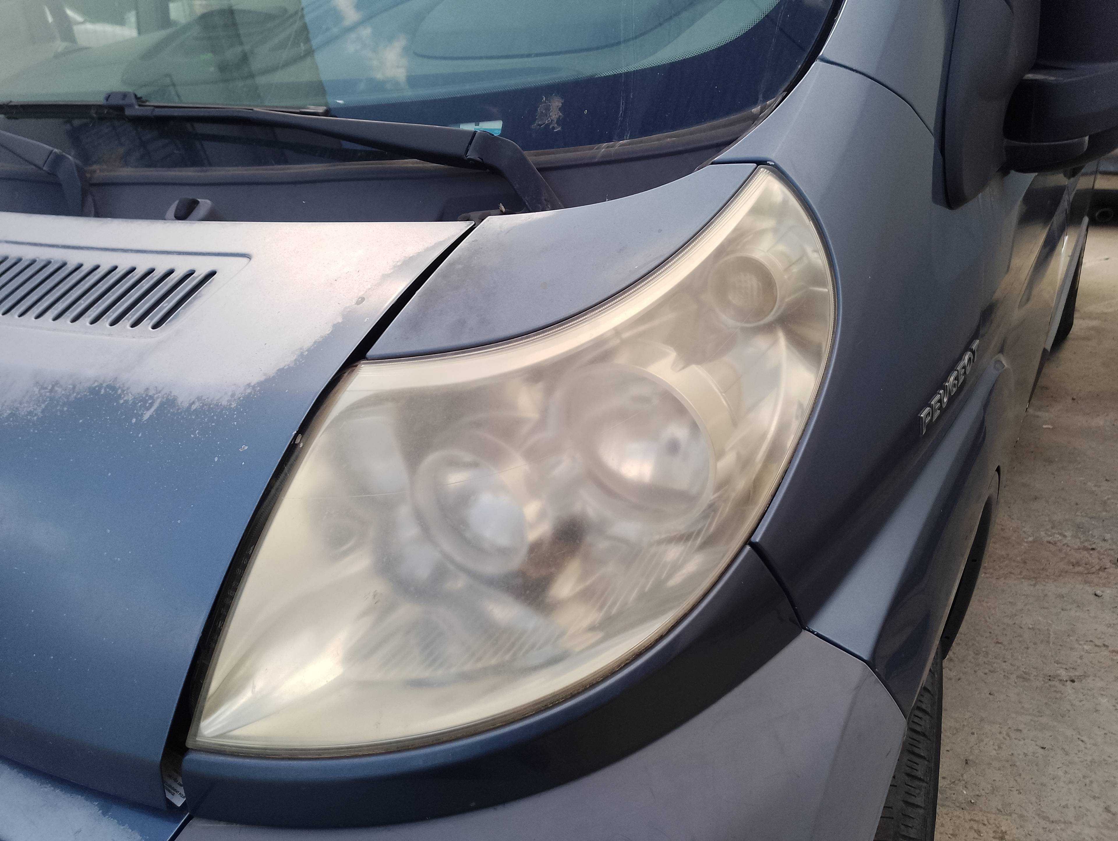 Recambio de faro izquierdo para peugeot boxer kombi (rs3000)(333) hdi standart (330) referencia OEM IAM   