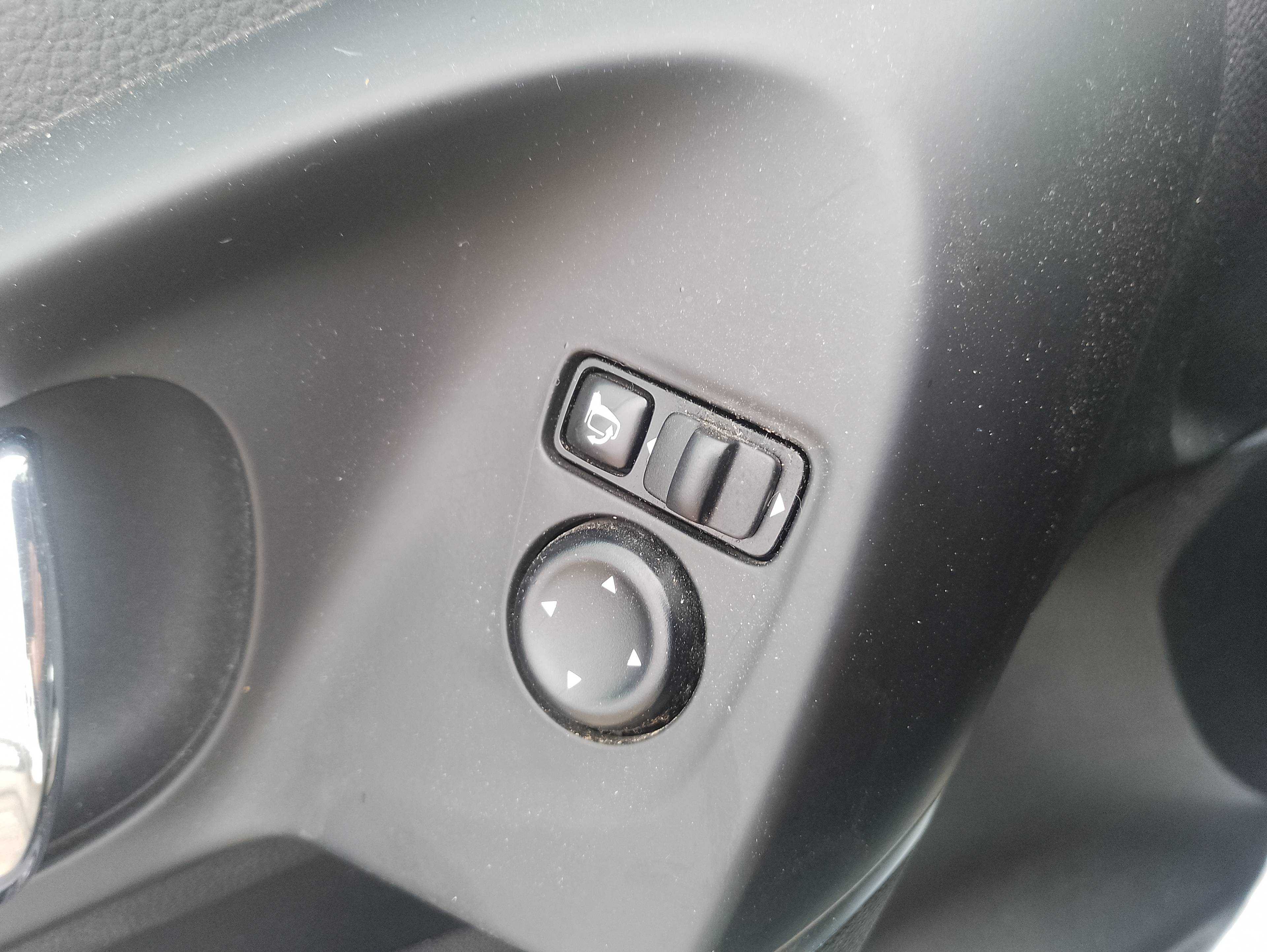 Recambio de mando retrovisor para renault kadjar bose edition referencia OEM IAM   