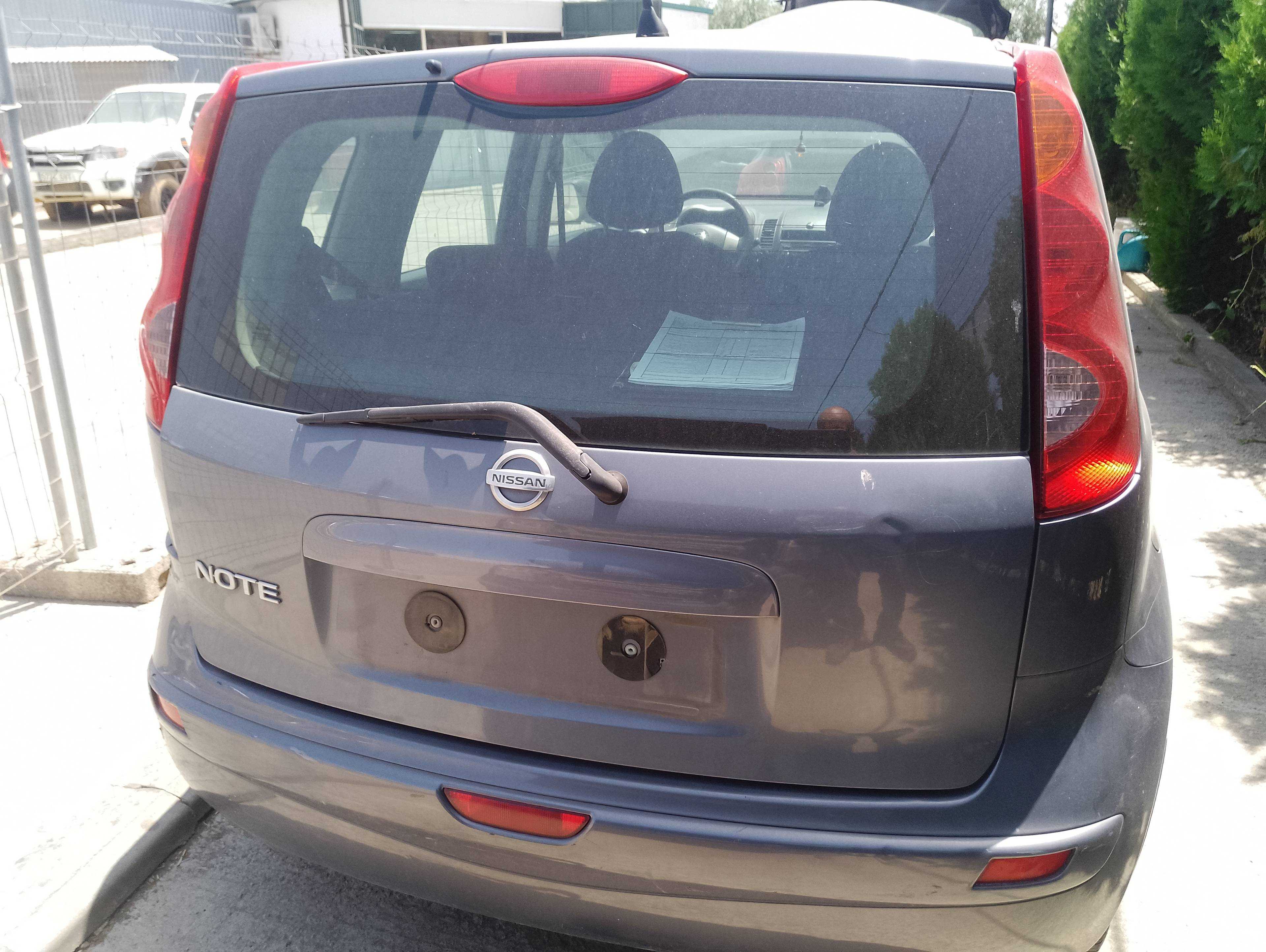 Recambio de porton trasero para nissan note (e11e) acenta referencia OEM IAM   