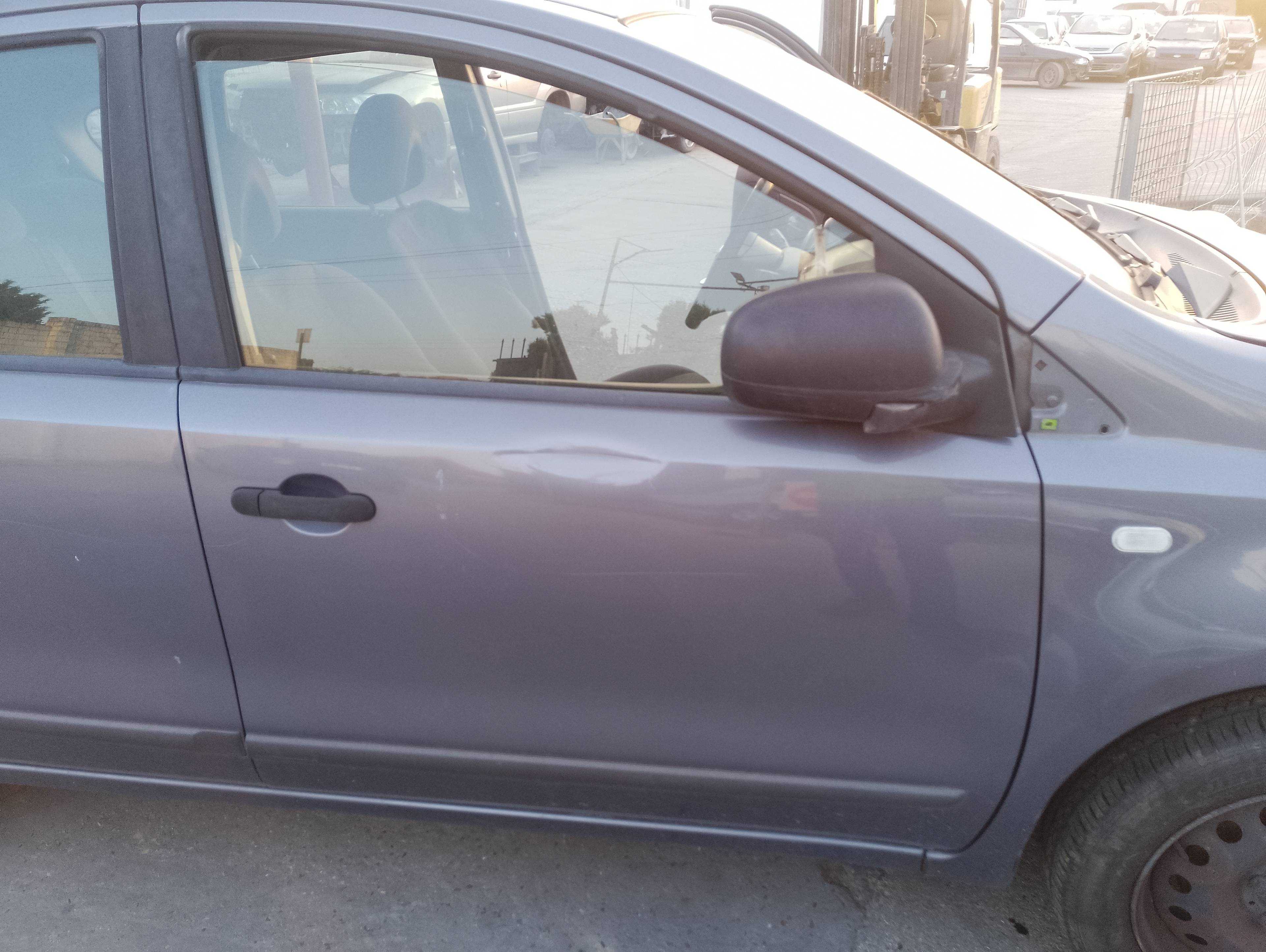 Recambio de puerta delantera derecha para nissan note (e11e) acenta referencia OEM IAM   