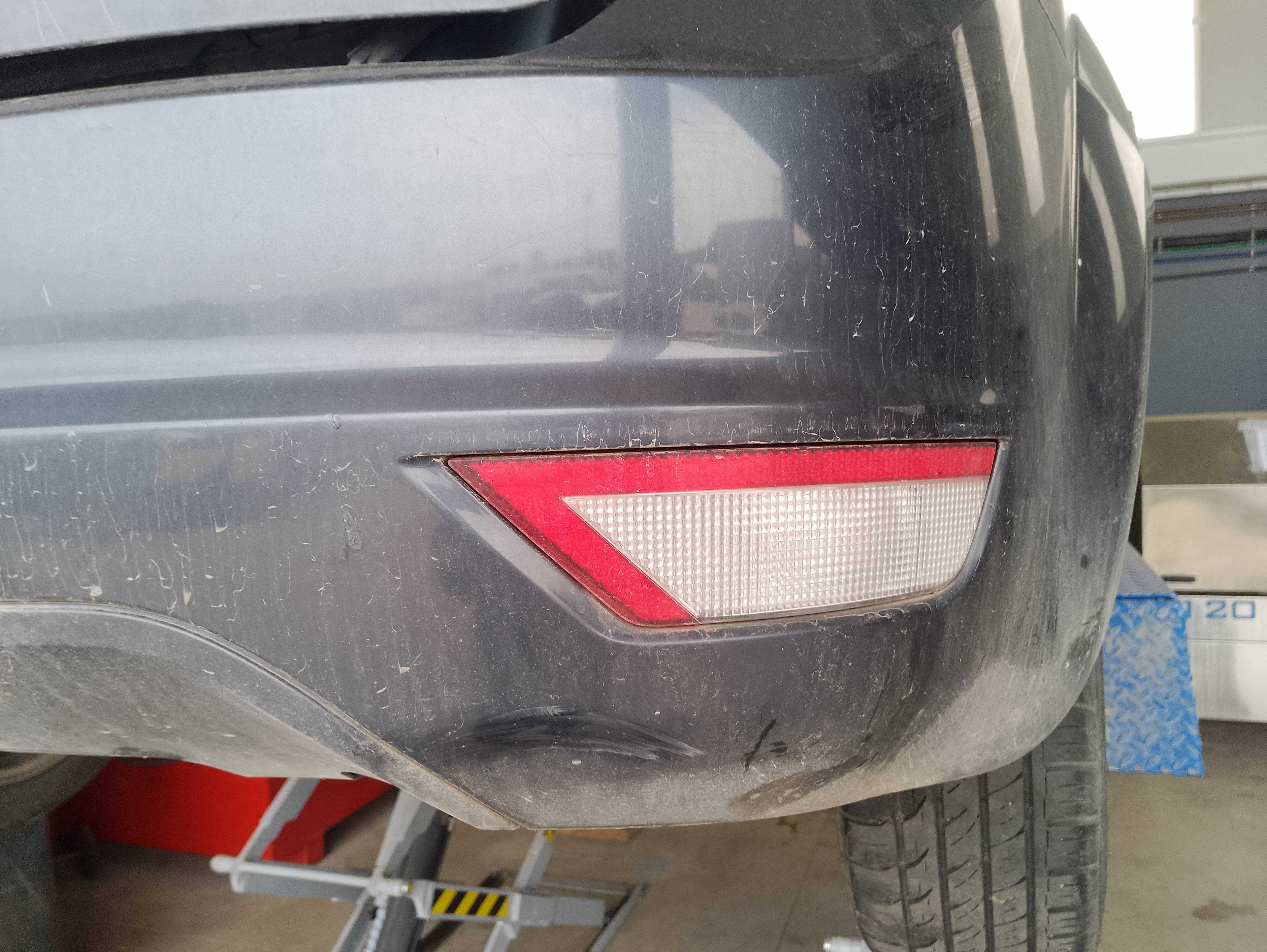Recambio de piloto marcha atras para ford focus berlina (cap) ambiente (d) referencia OEM IAM   