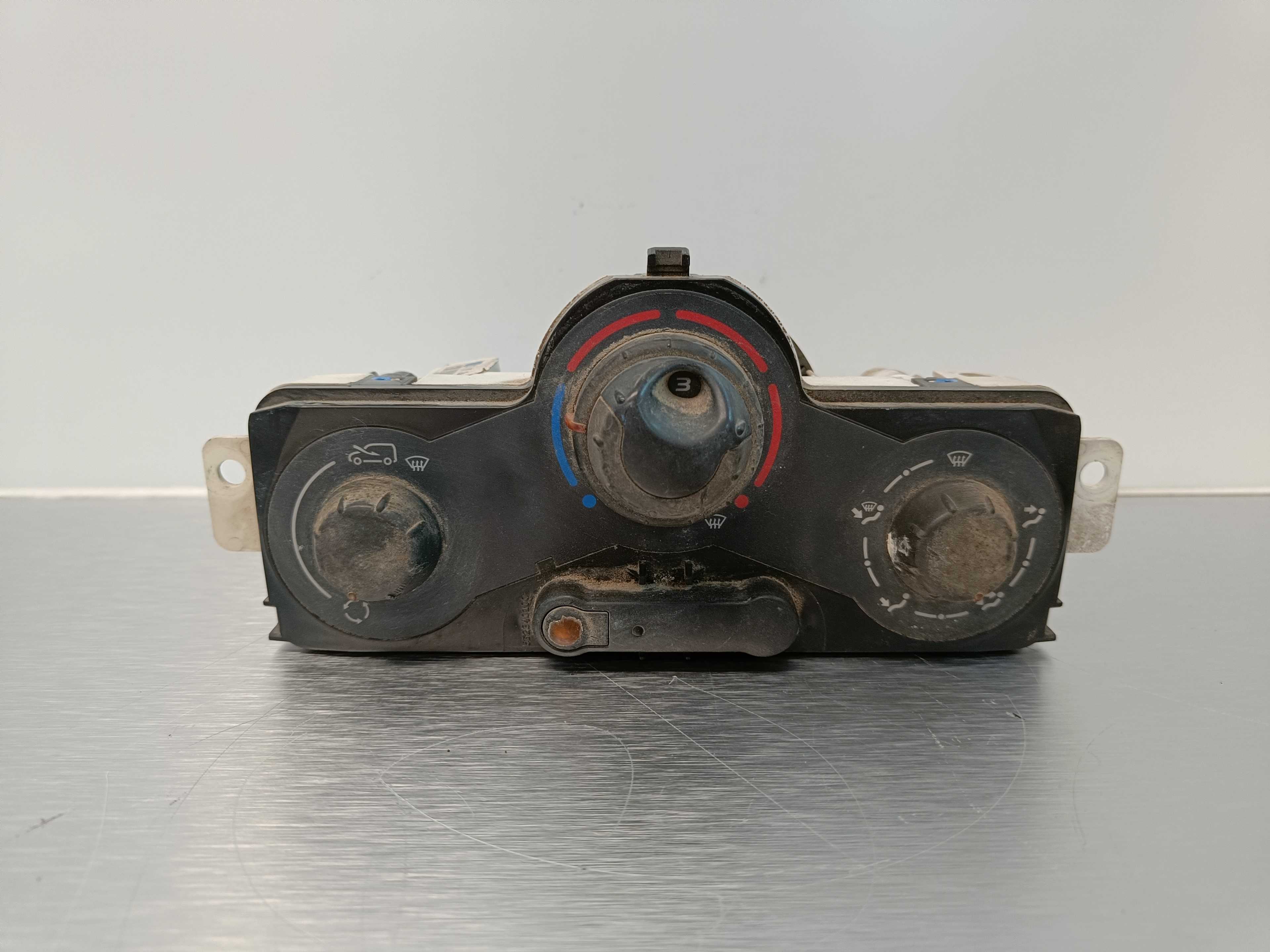 Recambio de mando calefaccion / aire acondicionado para renault kangoo dynamique referencia OEM IAM   