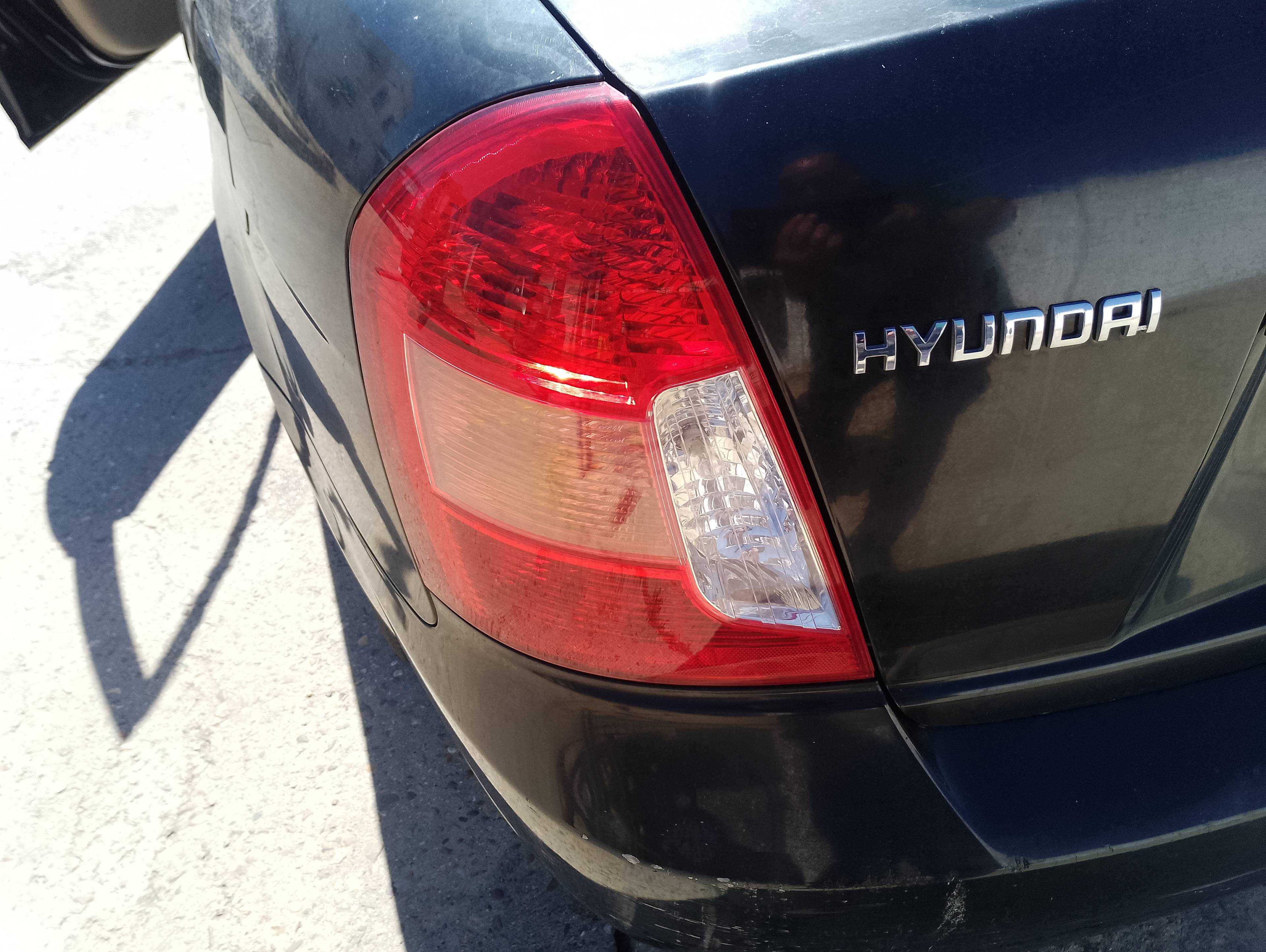 Recambio de piloto trasero izquierdo para hyundai accent (mc) gl referencia OEM IAM   