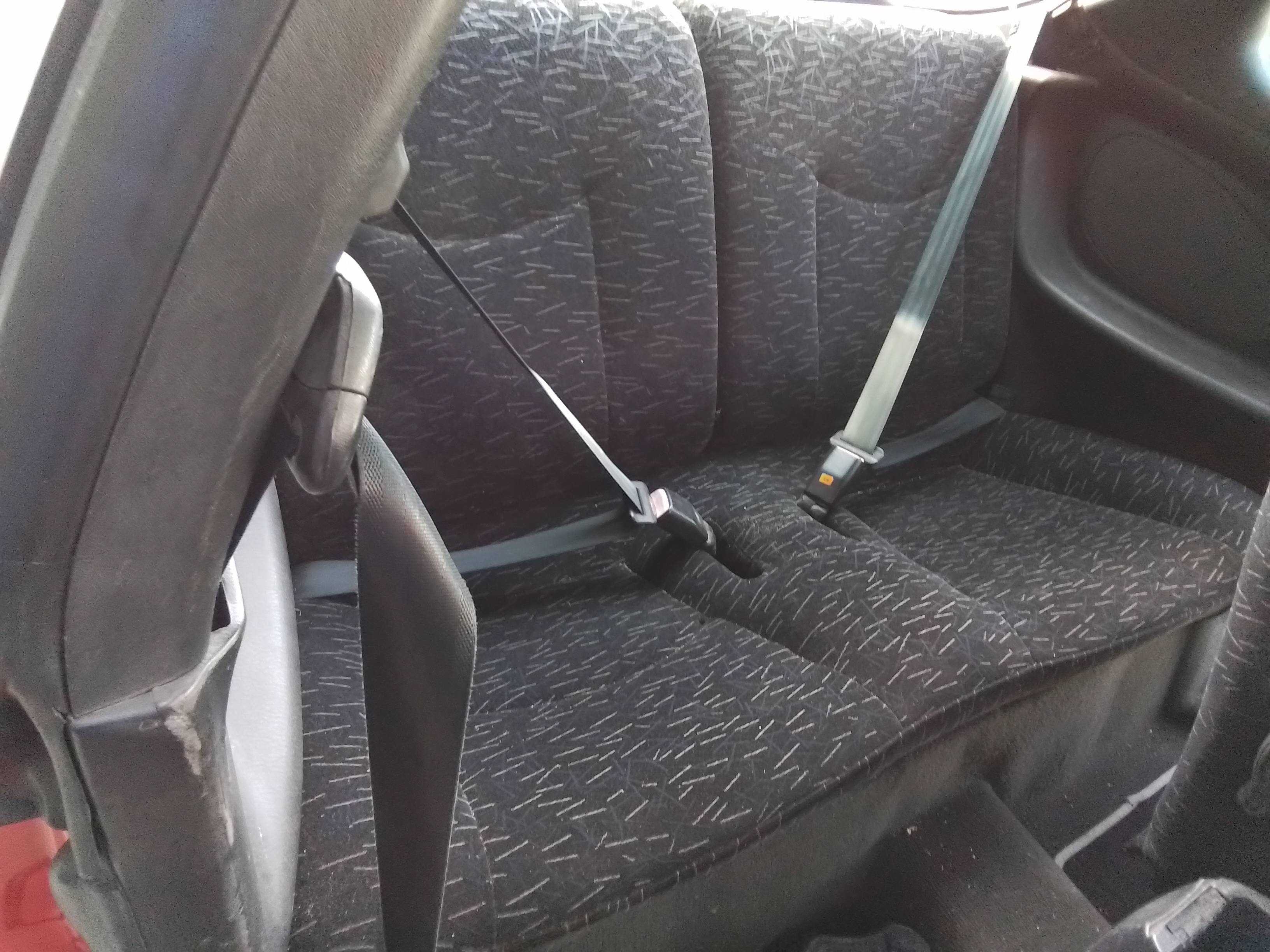 Recambio de asientos traseros para hyundai coupe (j2) 1.6 fx coupe referencia OEM IAM   