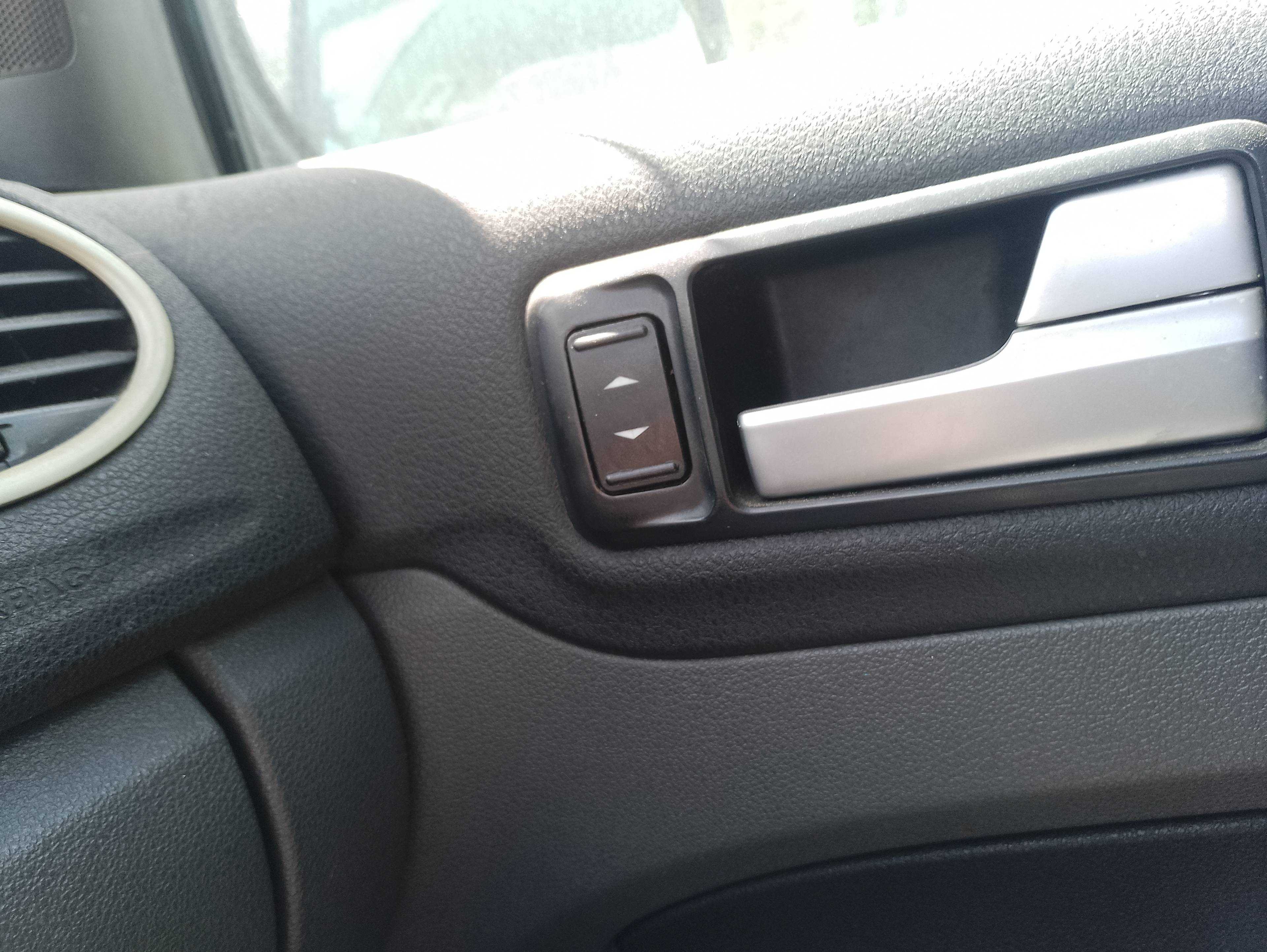 Recambio de mando elevalunas delantero derecho para ford focus berlina (cap) ambiente (d) referencia OEM IAM   