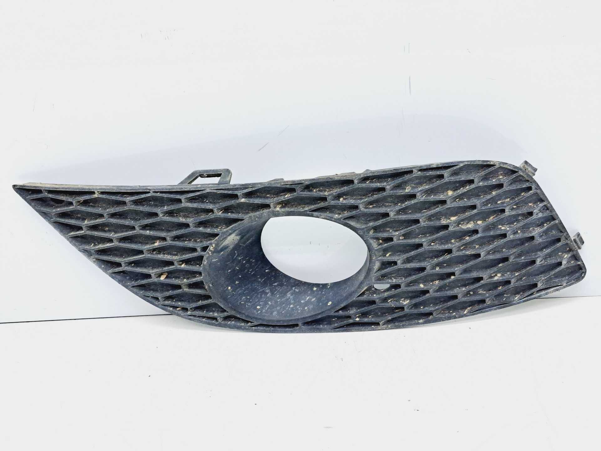Recambio de embellecedor paragolpes delantero derecho para seat leon (1p1) 1.9 tdi referencia OEM IAM 1P0853666E  