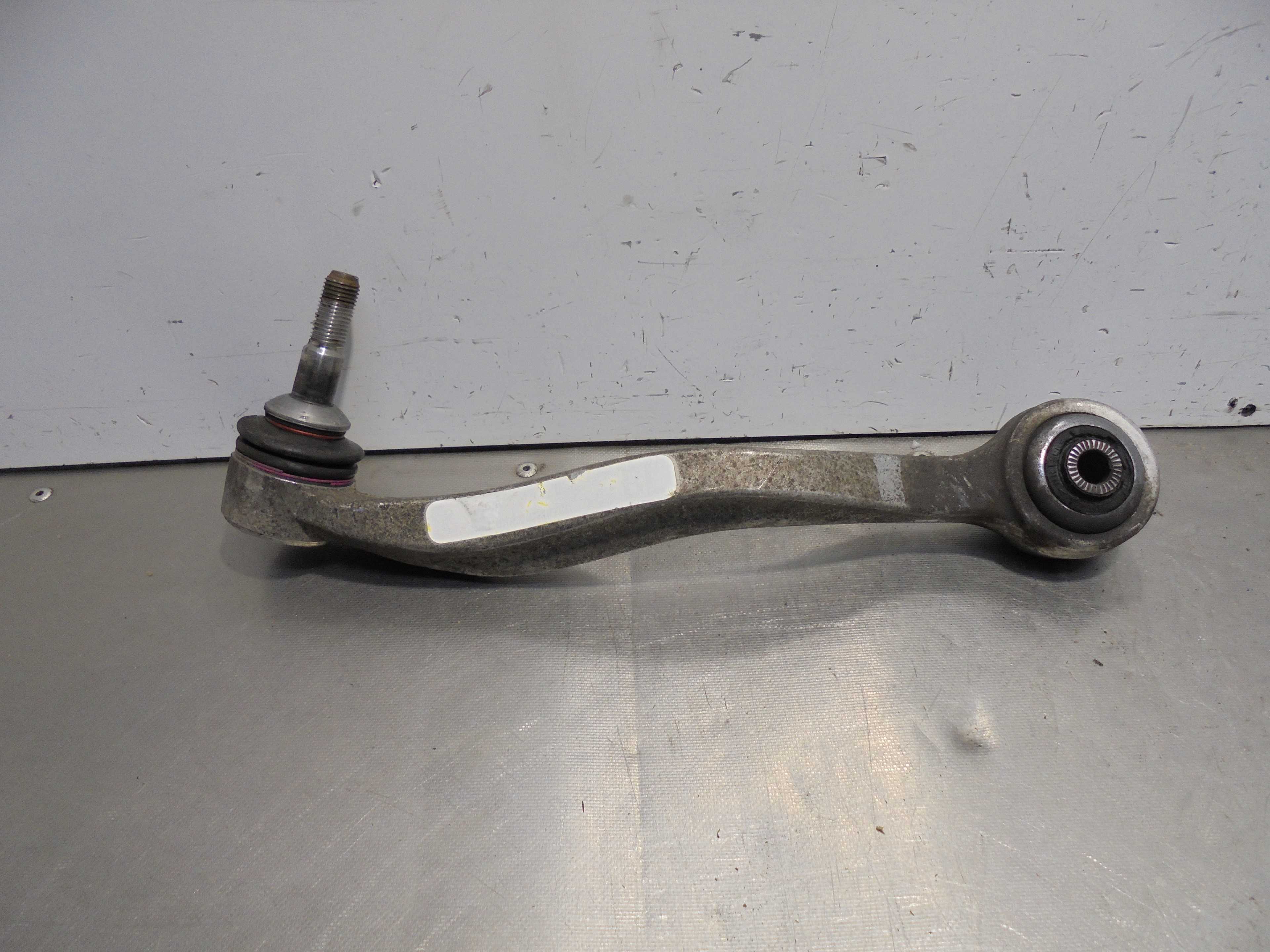 Recambio de brazo suspension inferior delantero izquierdo para bmw serie 5 berlina (e60) 535d referencia OEM IAM 31126760181  