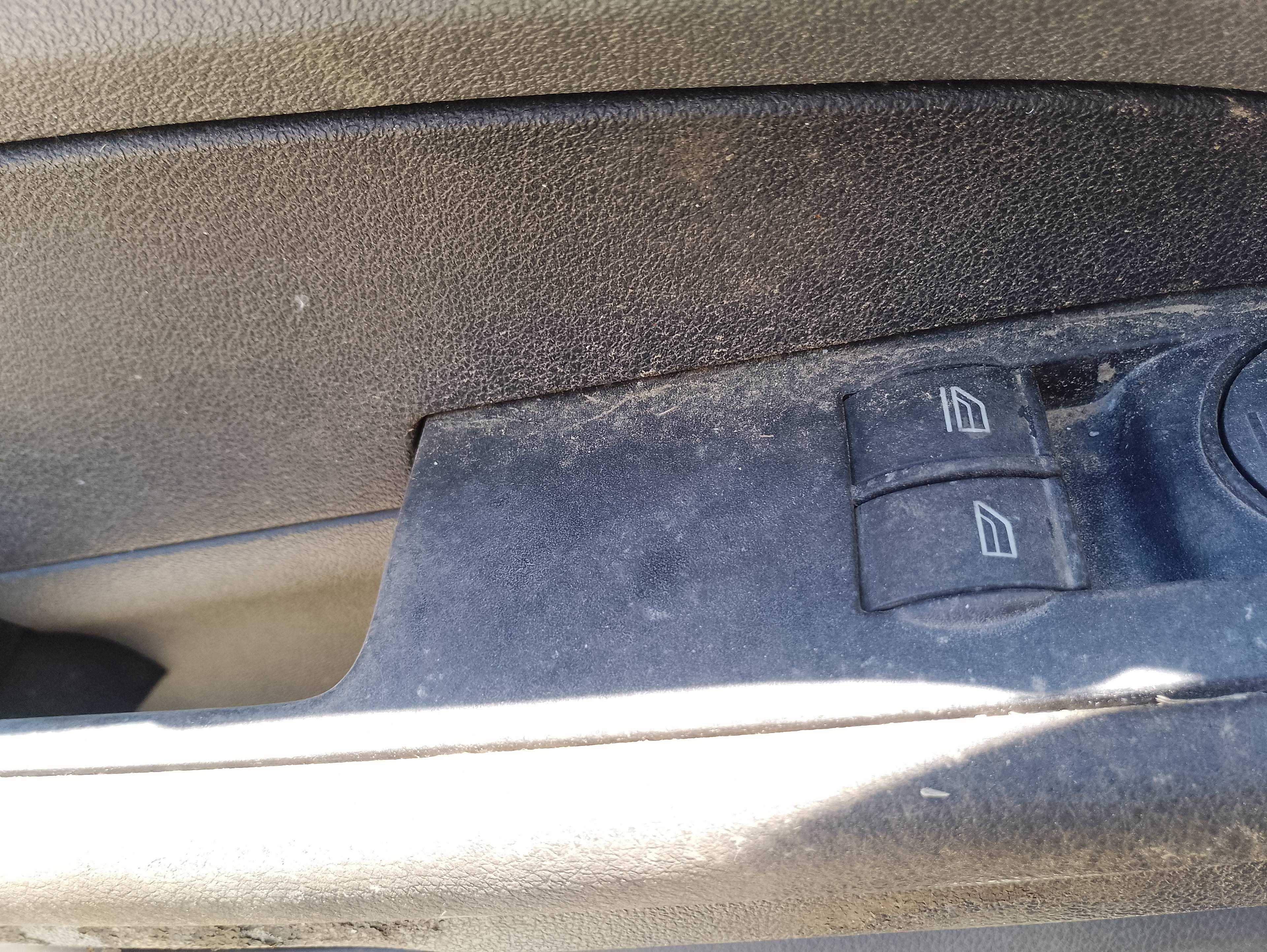 Recambio de mando elevalunas delantero izquierdo para ford focus berlina (cap) ambiente (d) referencia OEM IAM   