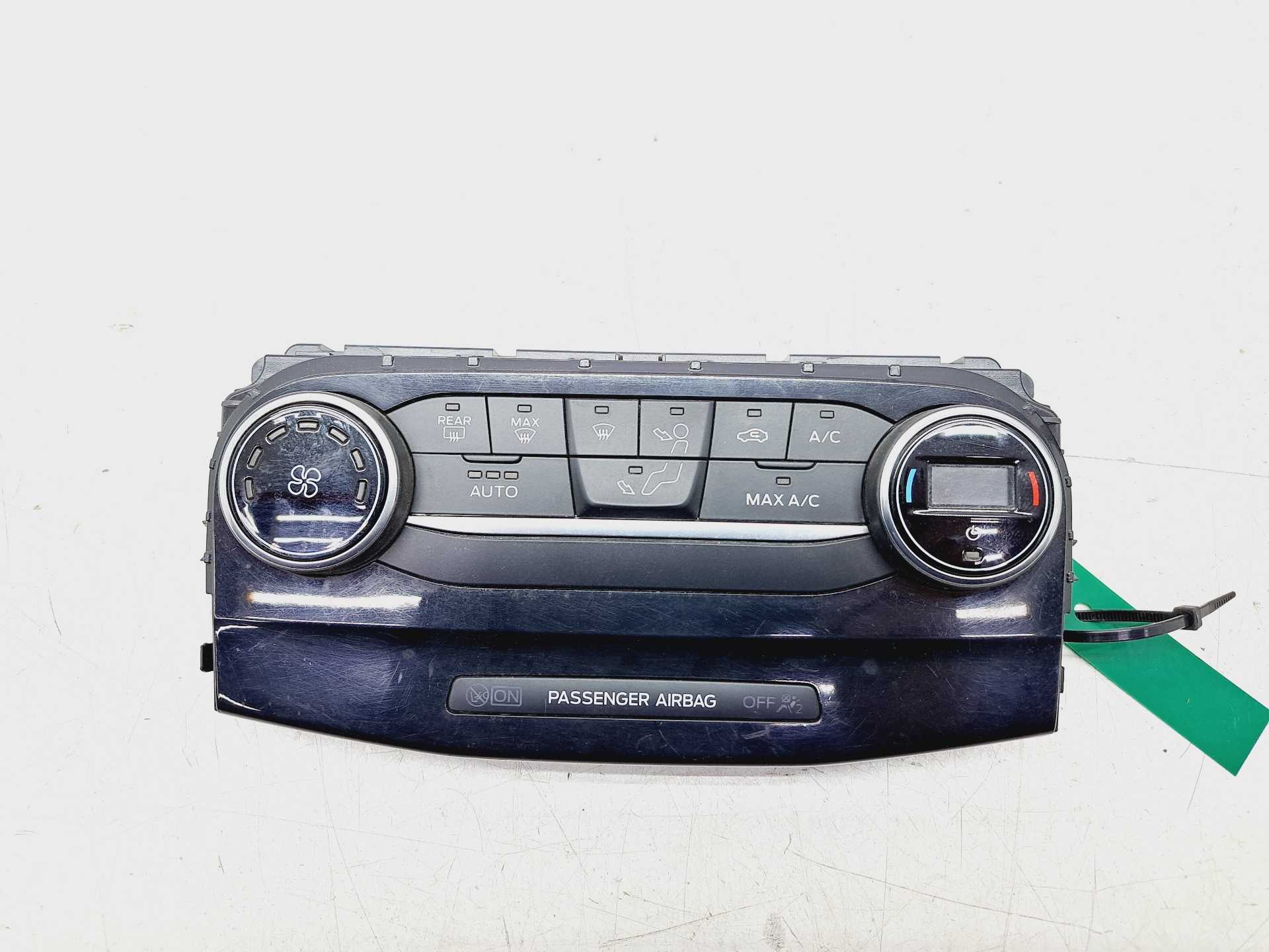 Recambio de mando climatizador para ford puma hybrid st-line referencia OEM IAM GN1518C612AL  