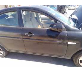 Recambio de puerta delantera derecha para hyundai accent (mc) gl referencia OEM IAM   
