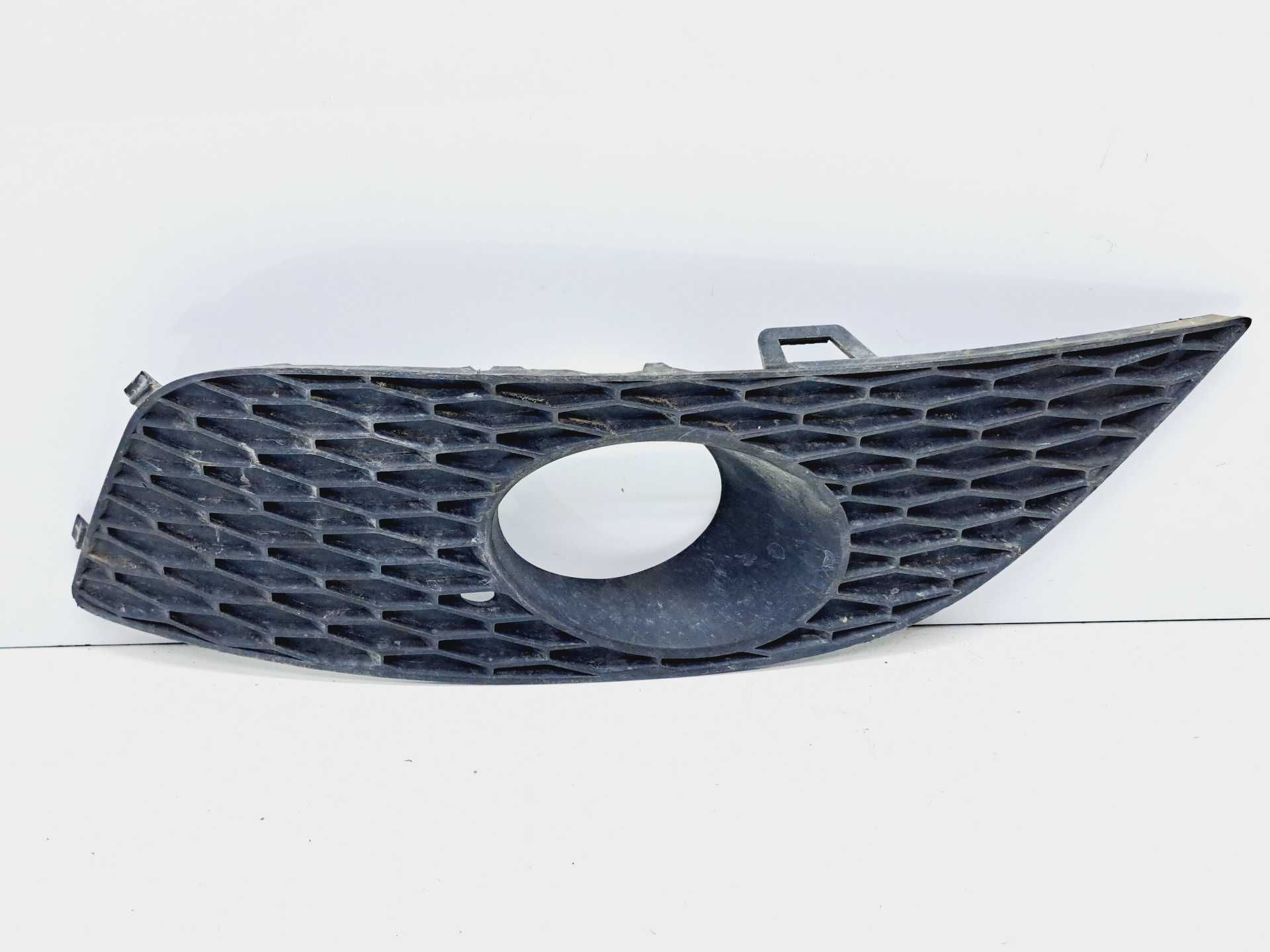 Recambio de embellecedor paragolpes delantero izquierdo para seat leon (1p1) 1.9 tdi referencia OEM IAM 1P0853665G  