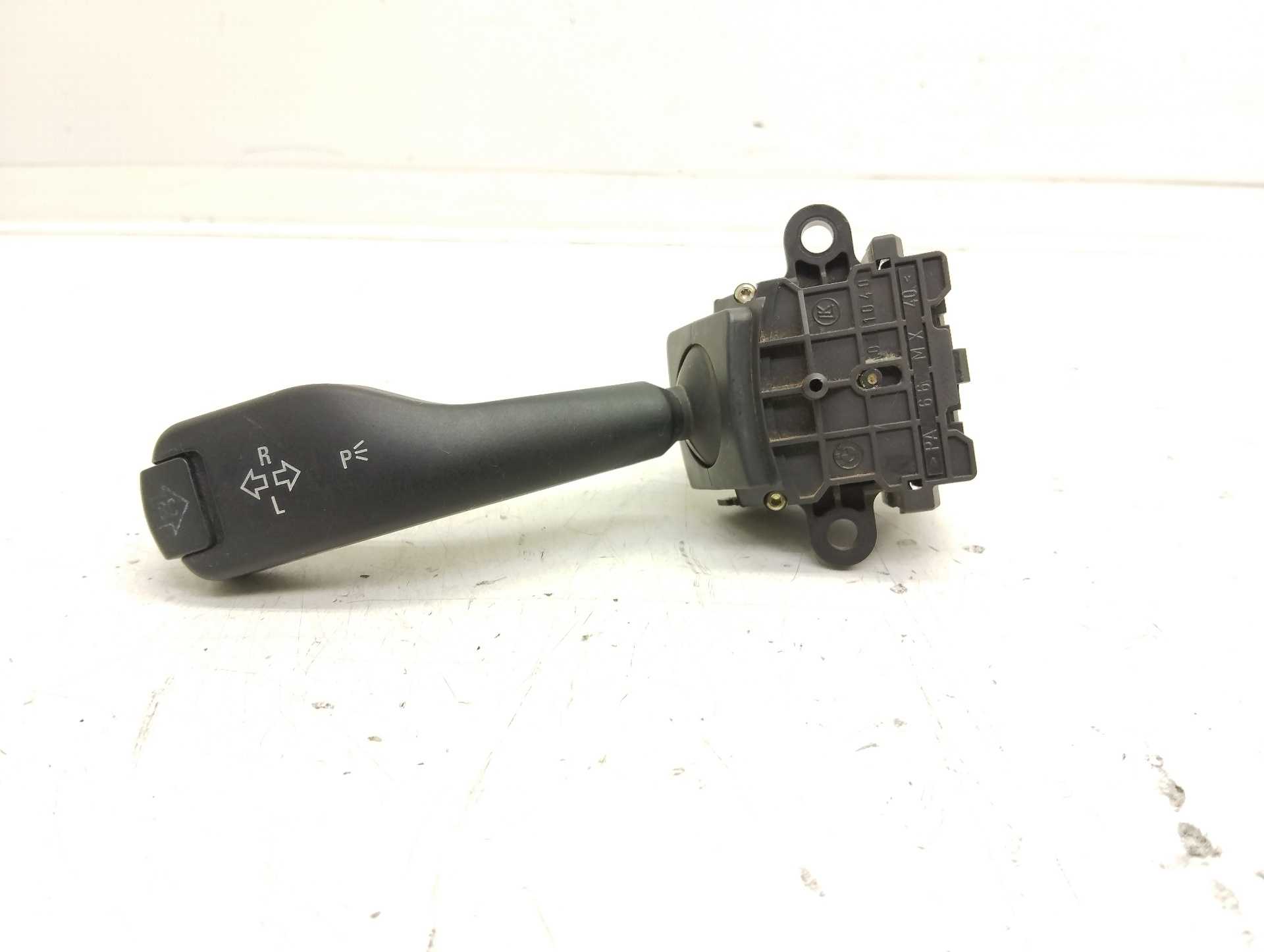 Recambio de mando intermitentes para bmw serie 3 berlina (e46) 2.0 16v diesel cat referencia OEM IAM 8363668K 01104010 