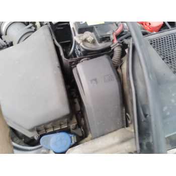 CAJA RELES / FUSIBLES 