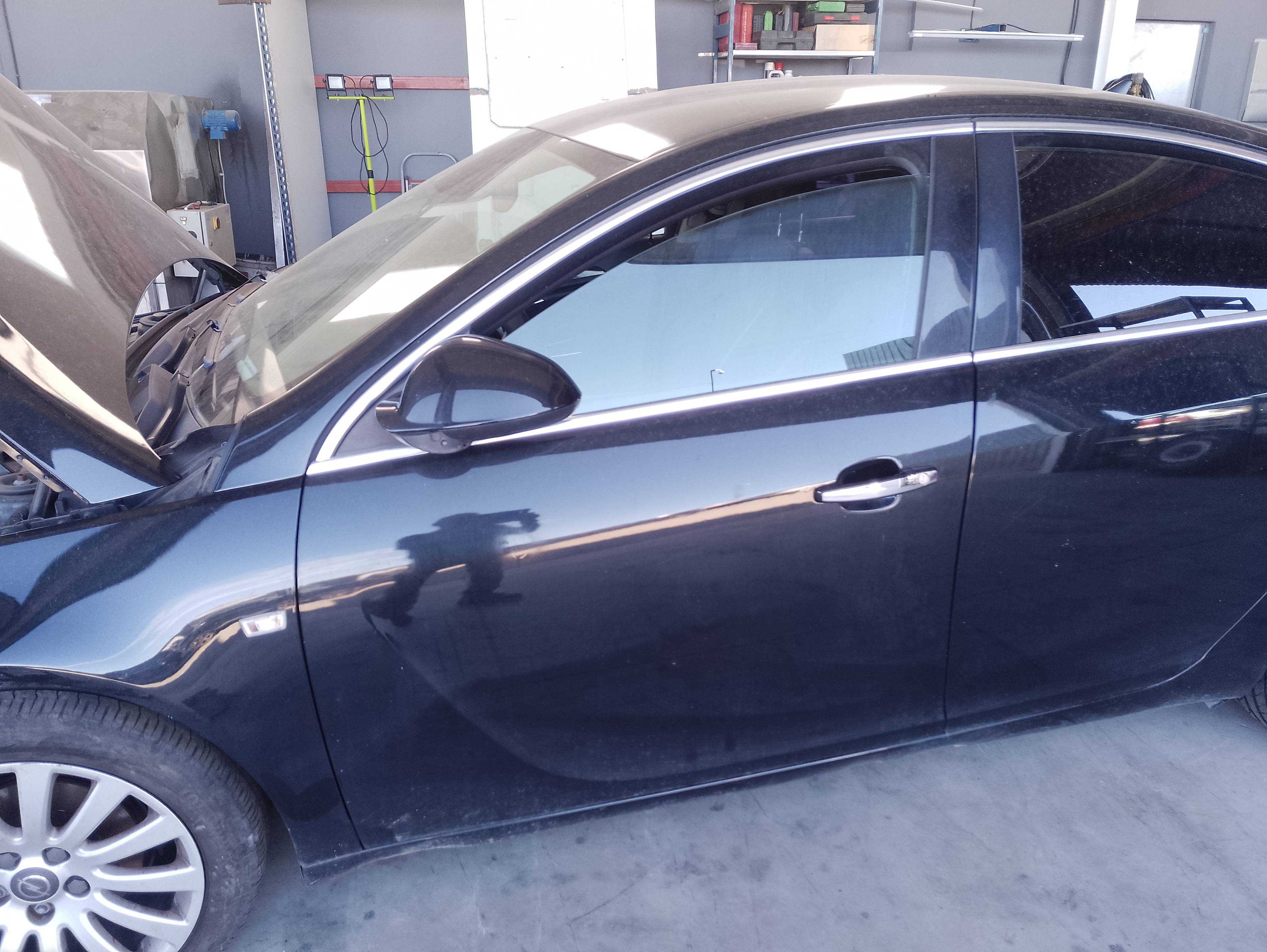 Recambio de puerta delantera izquierda para opel insignia berlina cosmo referencia OEM IAM   