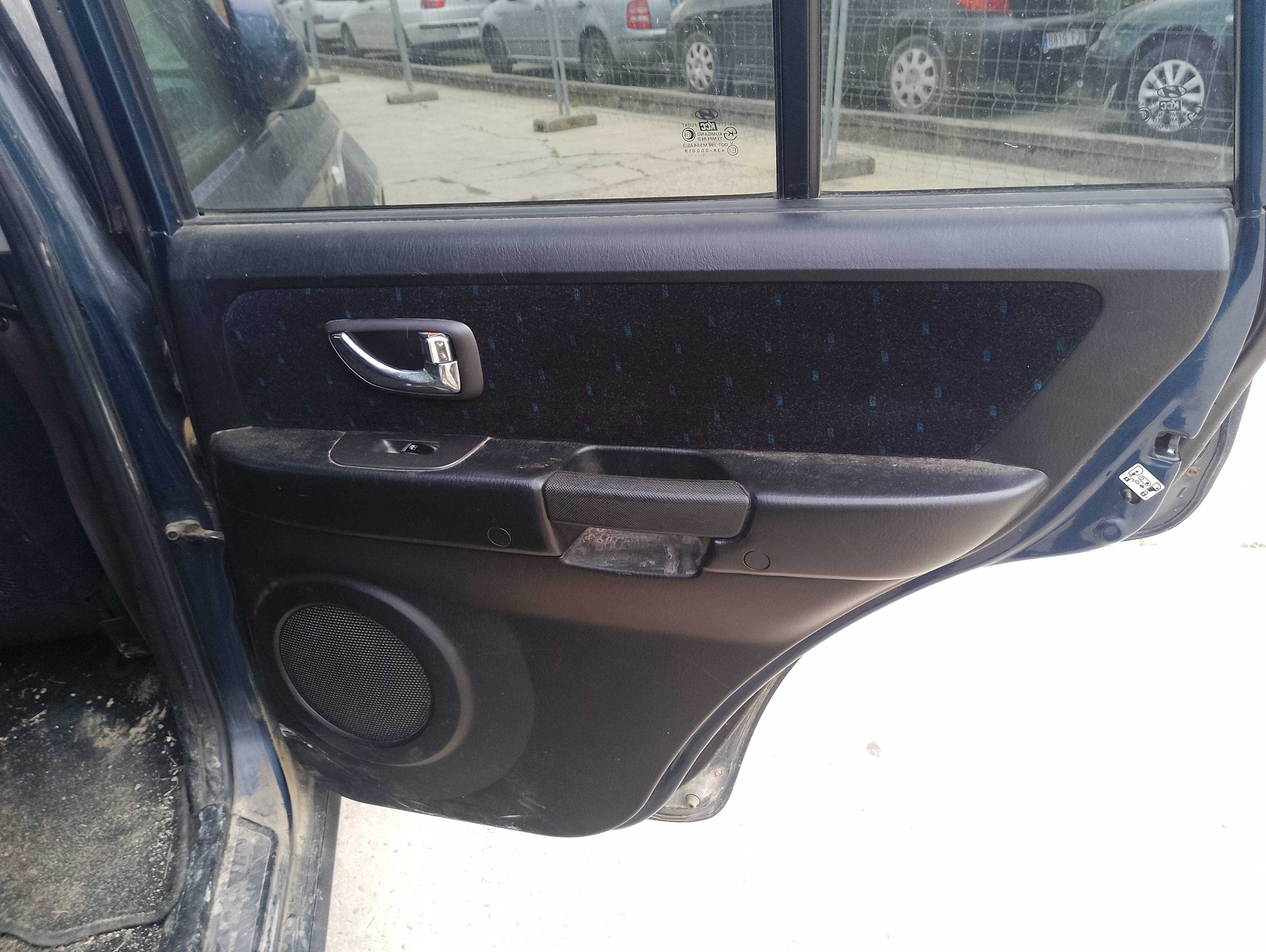Recambio de guarnecido puerta trasera derecha para hyundai terracan (hp) 2.9 crdi full referencia OEM IAM   