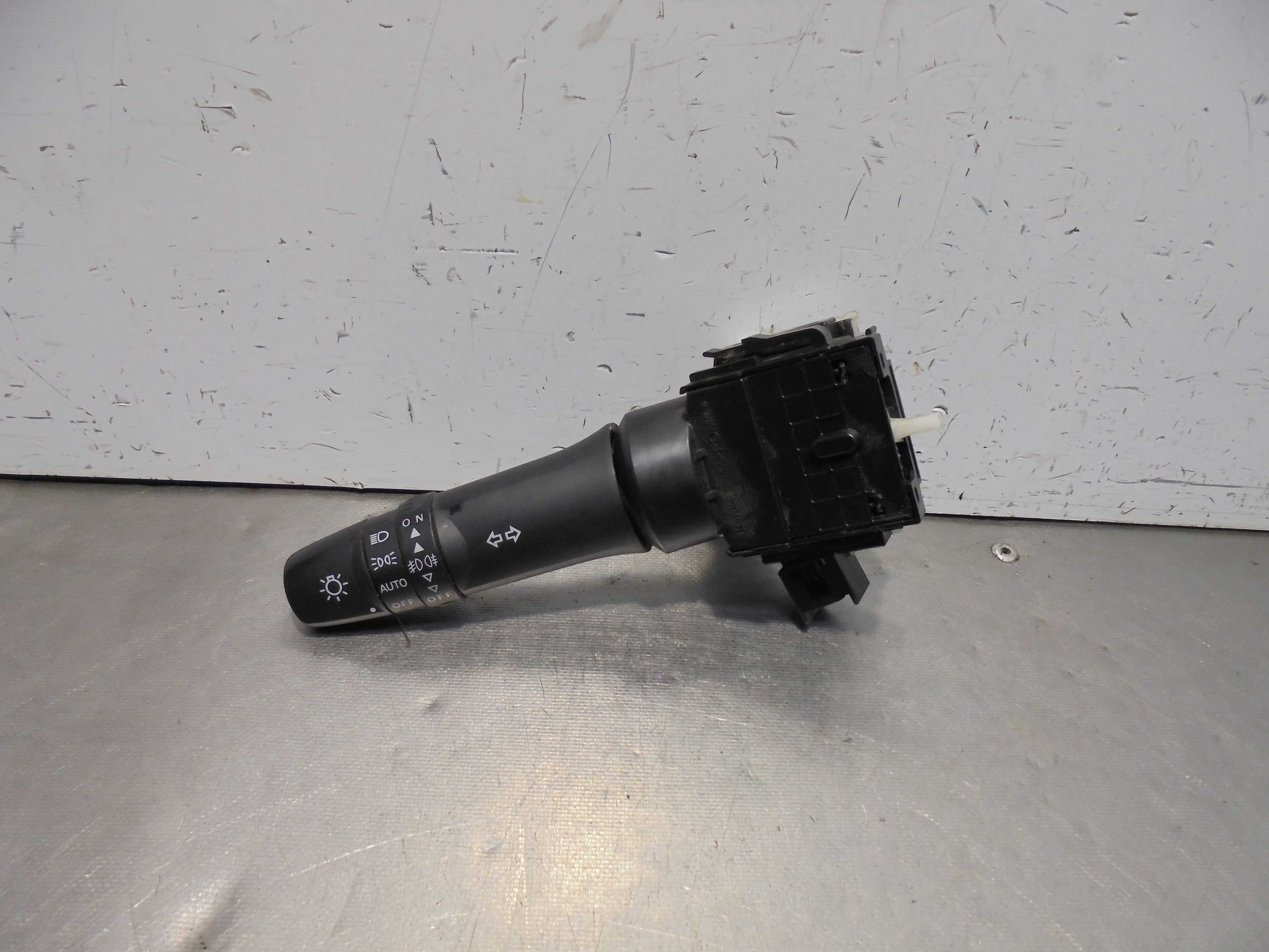 Recambio de mando intermitentes para mitsubishi asx (ga0w) challenge 2wd referencia OEM IAM   