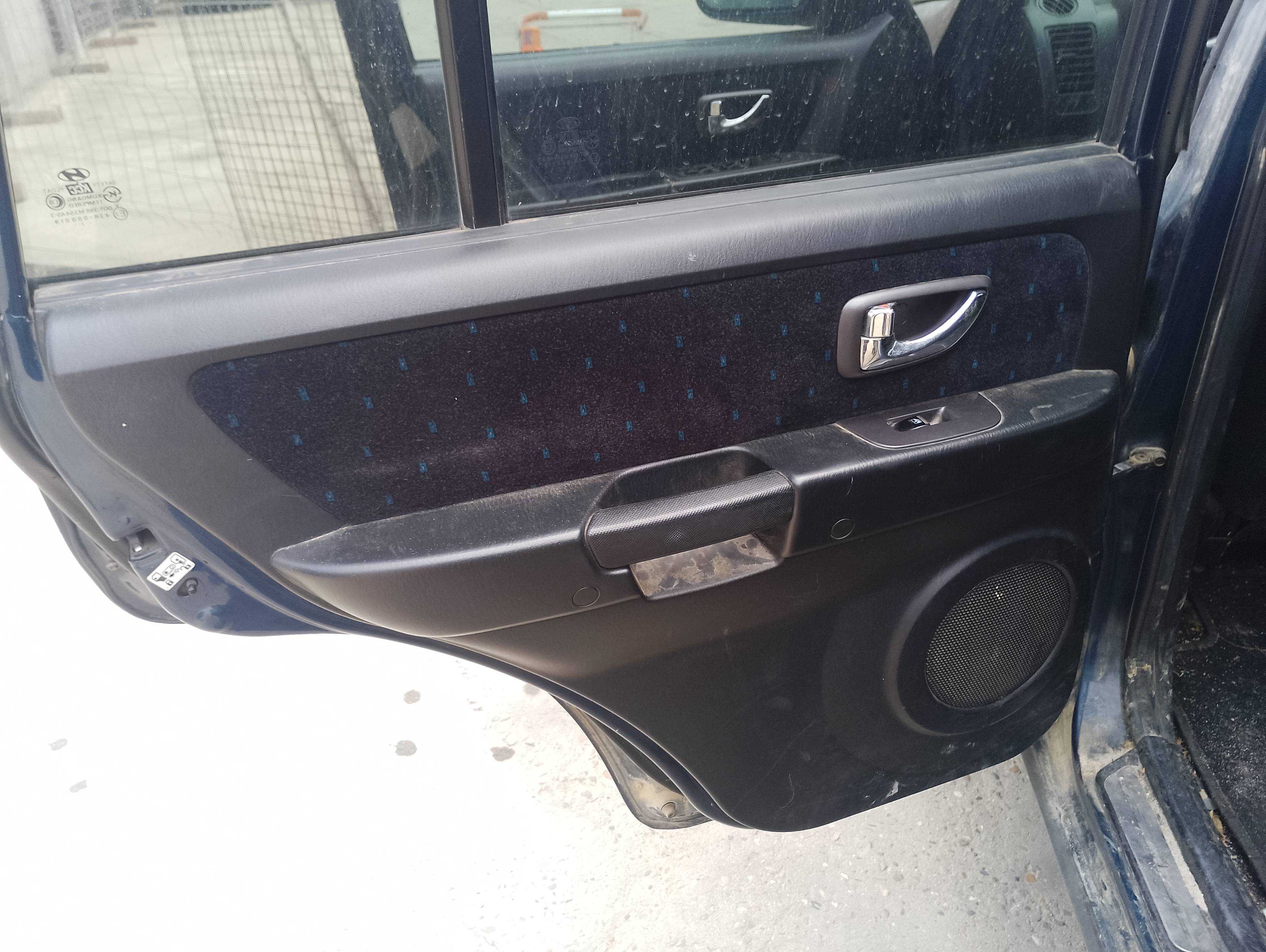 Recambio de guarnecido puerta trasera izquierda para hyundai terracan (hp) 2.9 crdi full referencia OEM IAM   