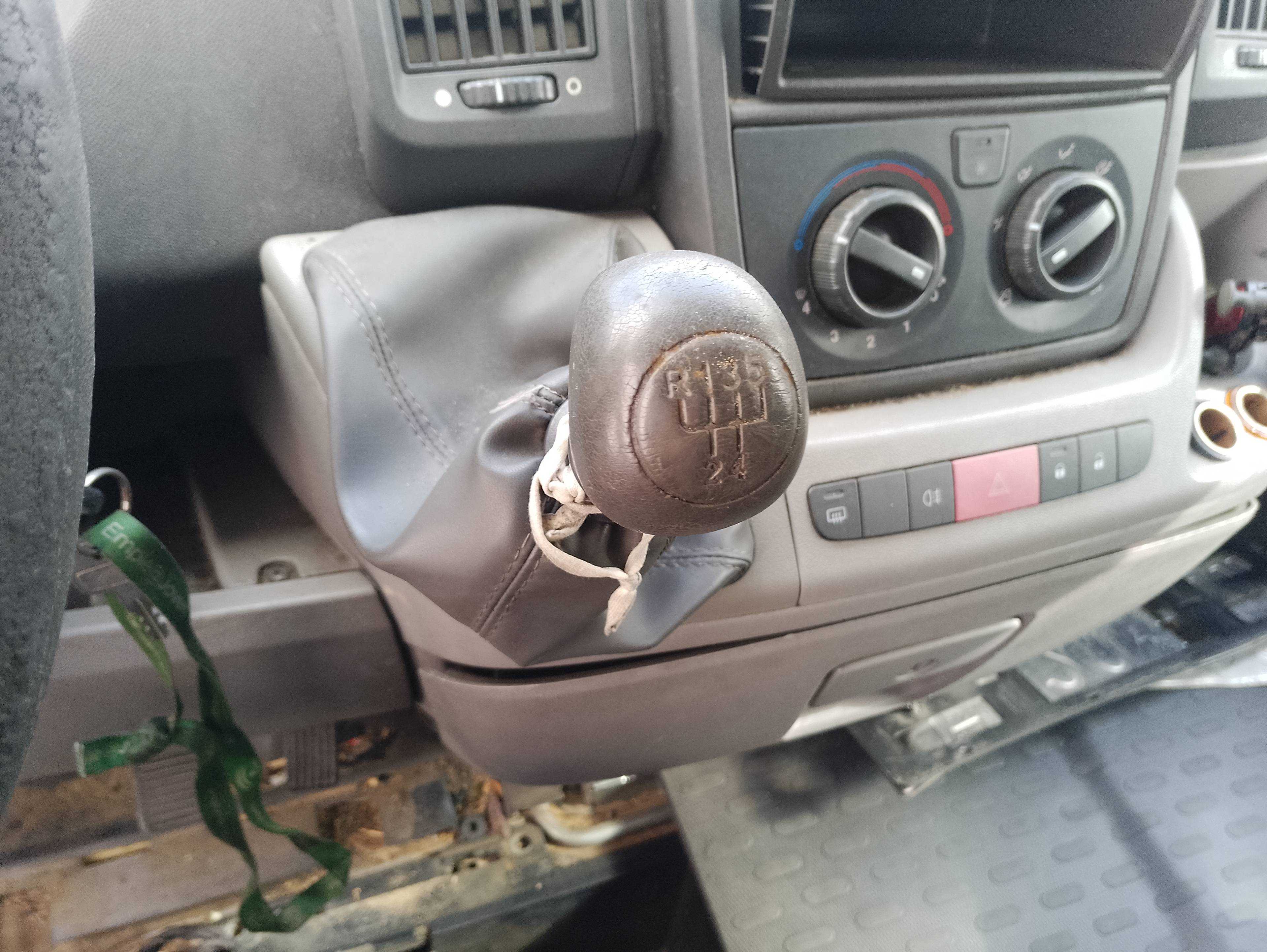 Recambio de palanca cambio para peugeot boxer kombi (rs3000)(333) hdi standart (330) referencia OEM IAM   